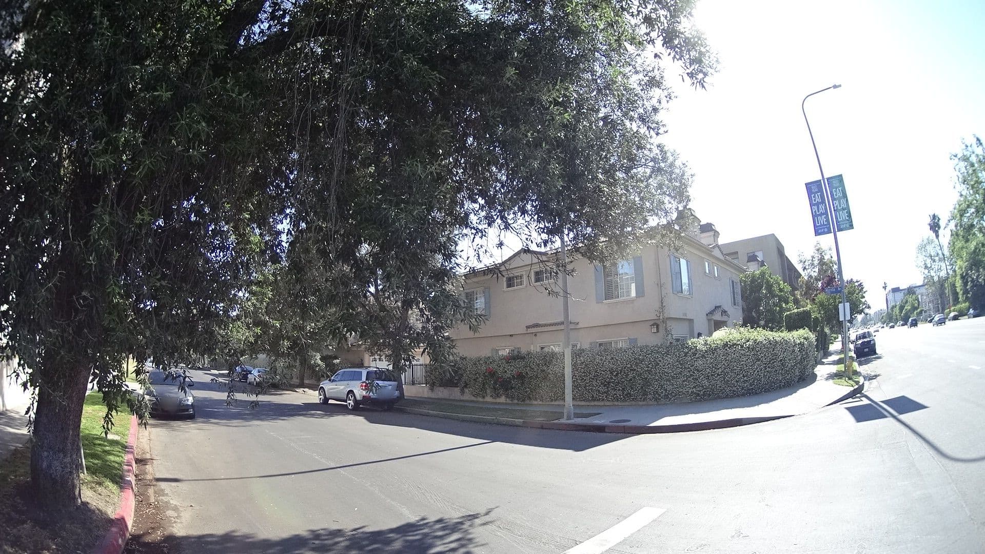 Street view near Morella Condos, Studio City — © mly_la (CC BY-SA · Mapillary)