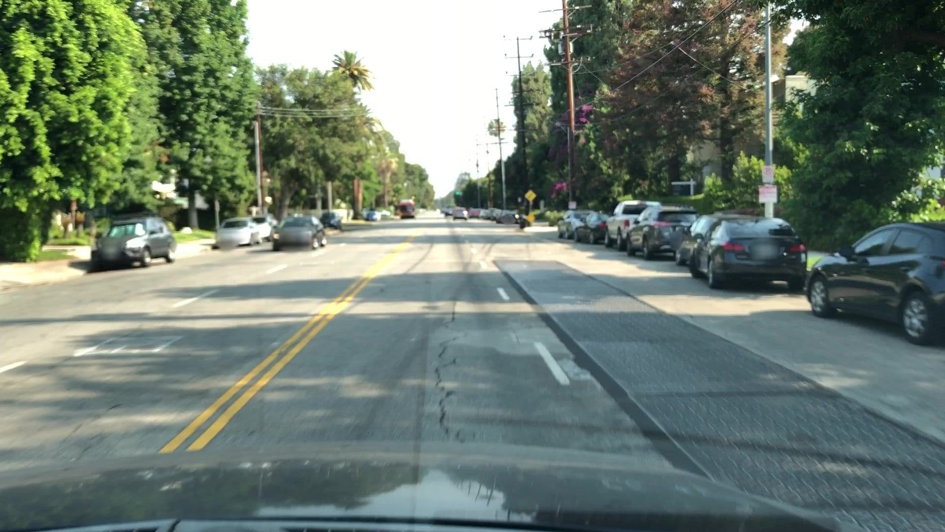Street view near MoDeco Guest Room, Studio City — © lvl5 (CC BY-SA · Mapillary)