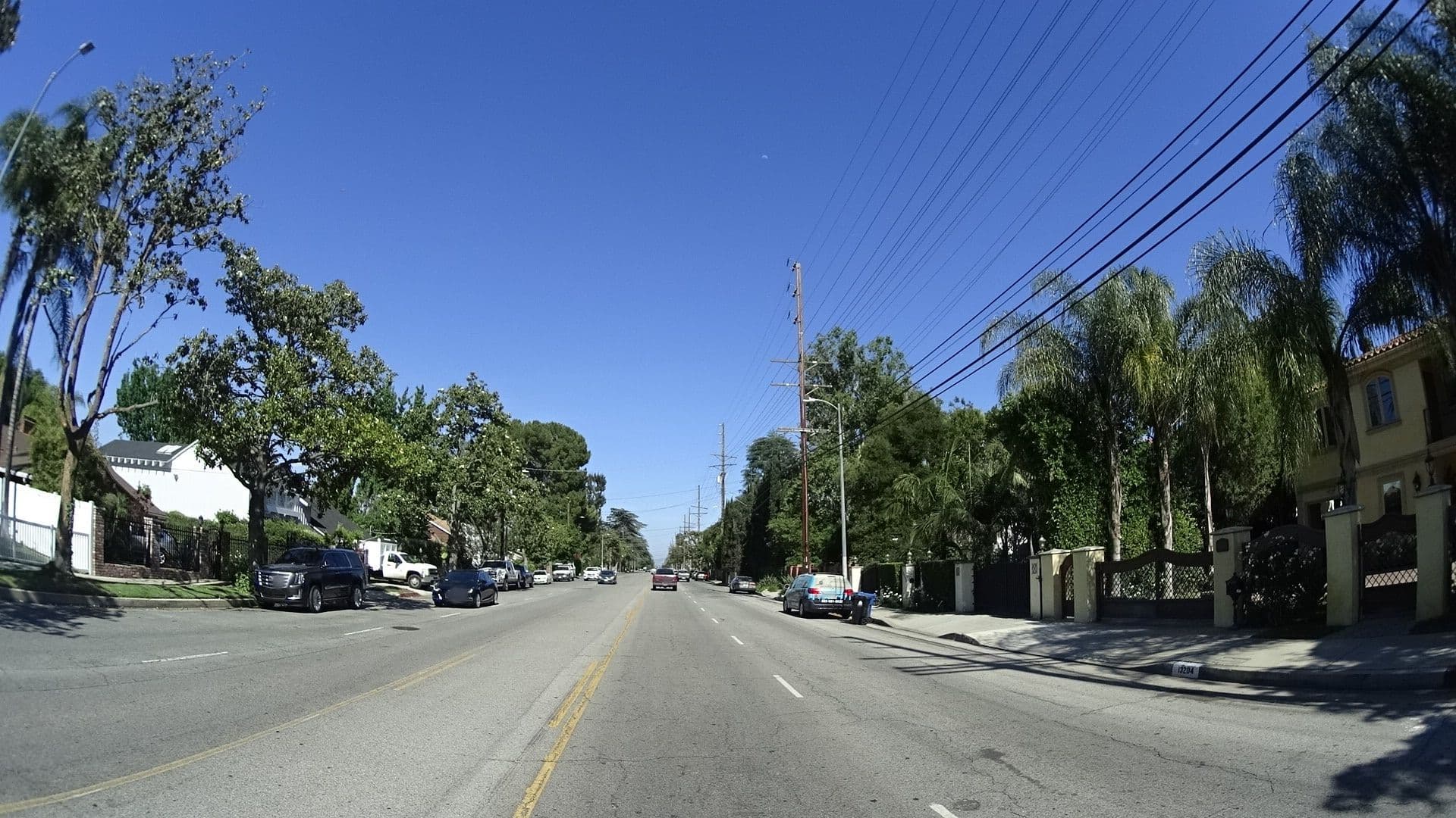 Street view near The Ballagio, Valley Glen — © mly_la (CC BY-SA · Mapillary)