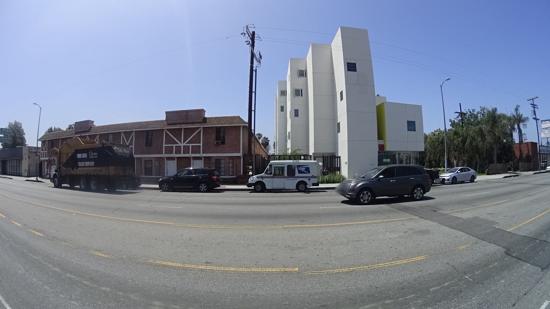 Street view near Open Heart Hospitality, Valley Glen — © mly_la (CC BY-SA · Mapillary)