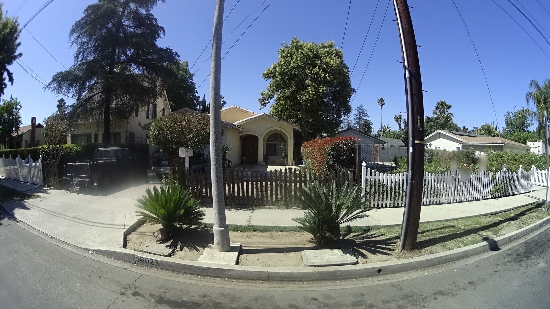 Street view near Peace, Van Nuys — © mly_la (CC BY-SA · Mapillary)