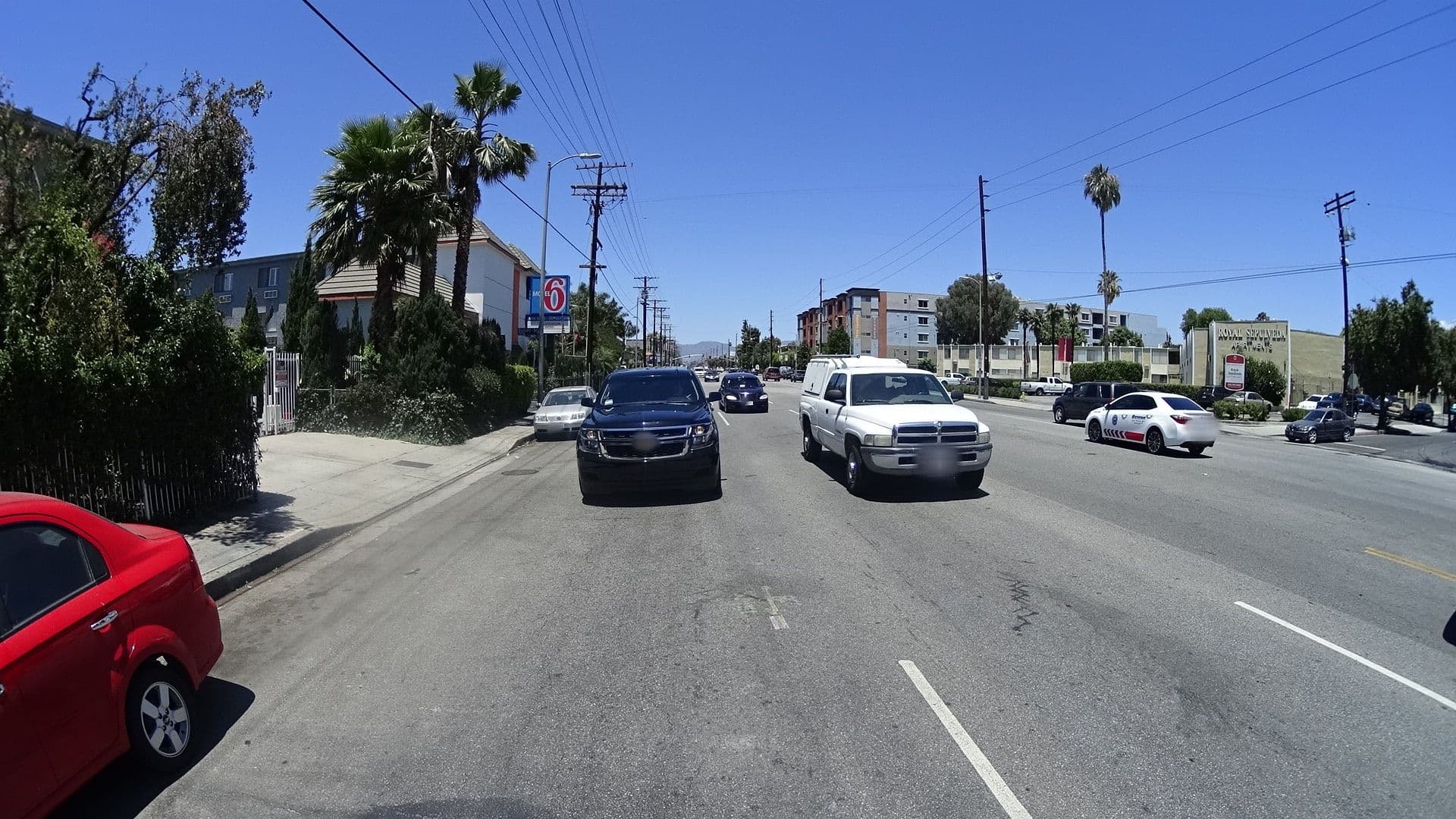 Street view near Comfort Inn, Van Nuys — © mly_la (CC BY-SA · Mapillary)
