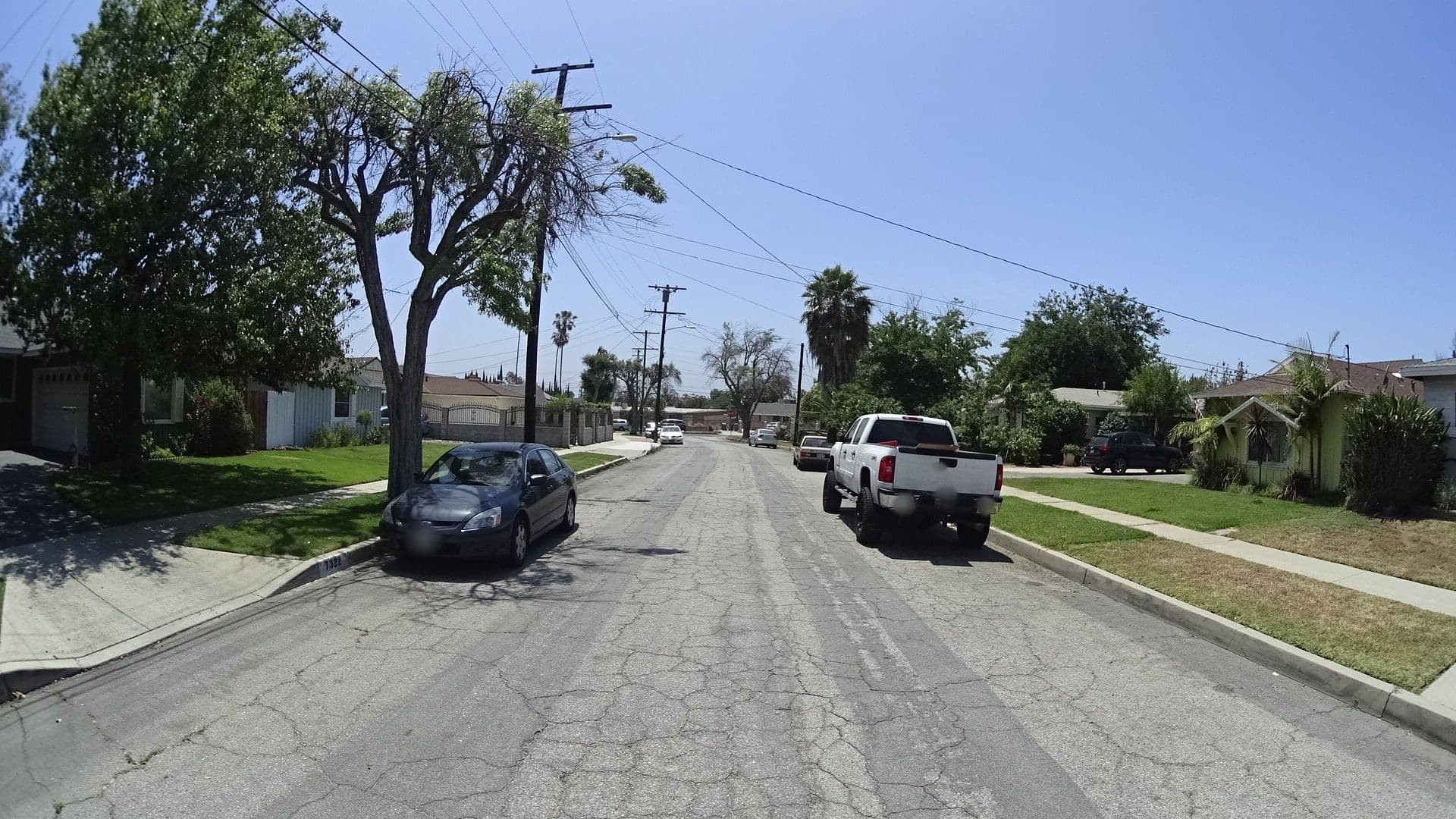 Street view near Waller Manor, Van Nuys — © mly_la (CC BY-SA · Mapillary)