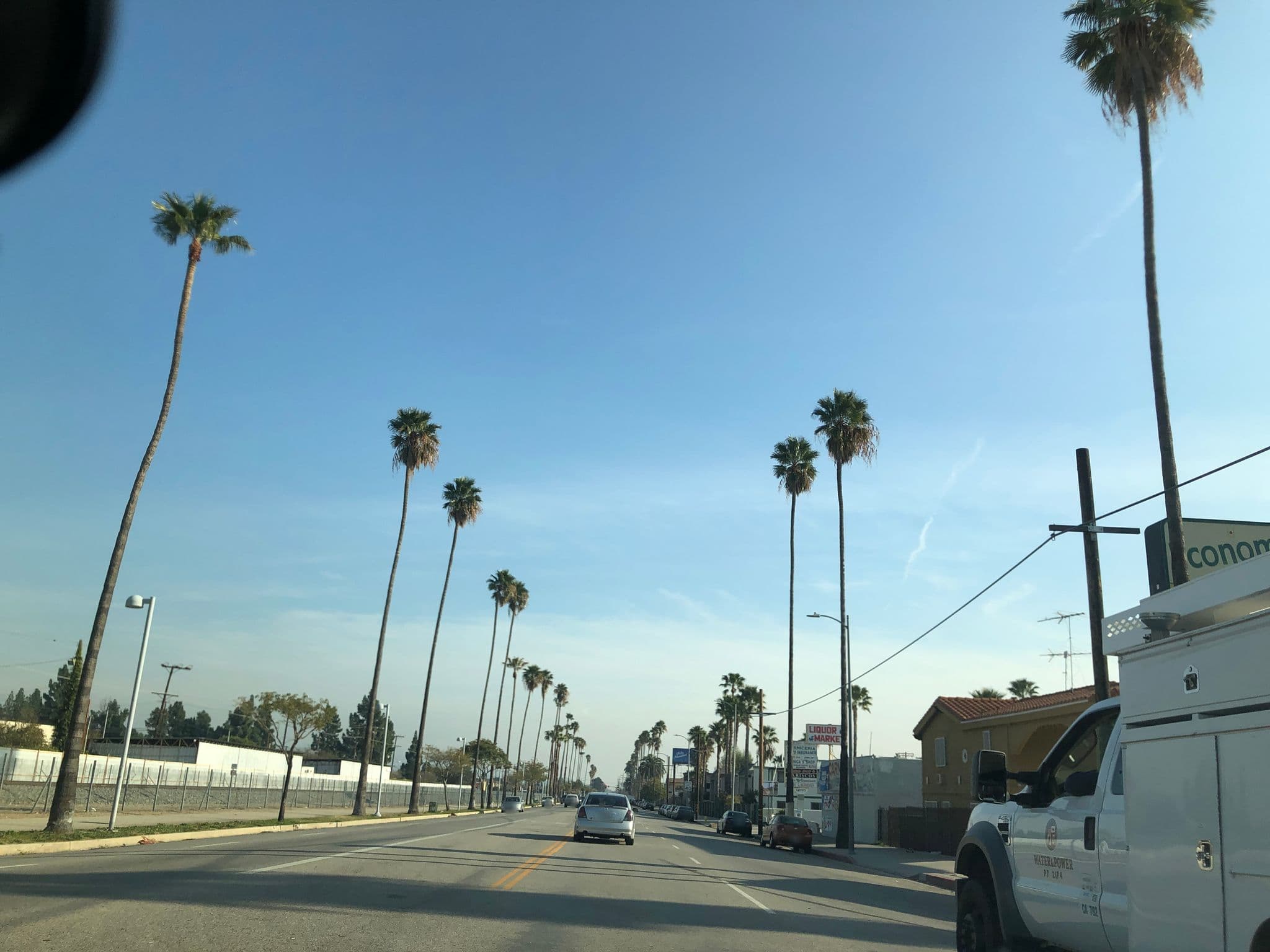 Street view near Economy Inn, Sylmar — © sunshine2 (CC BY-SA · Mapillary)