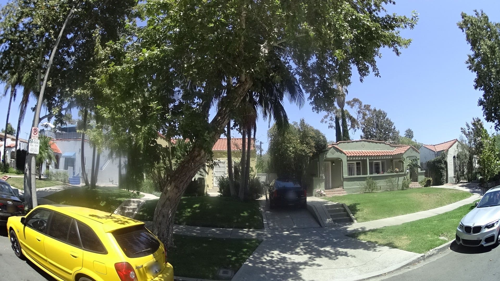 Street view near Hollywood Home - Airbnb - Stroll Melrose Ave from a 1920s Spanish-Style Home, Hollywood — © mly_la (CC BY-SA · Mapillary)