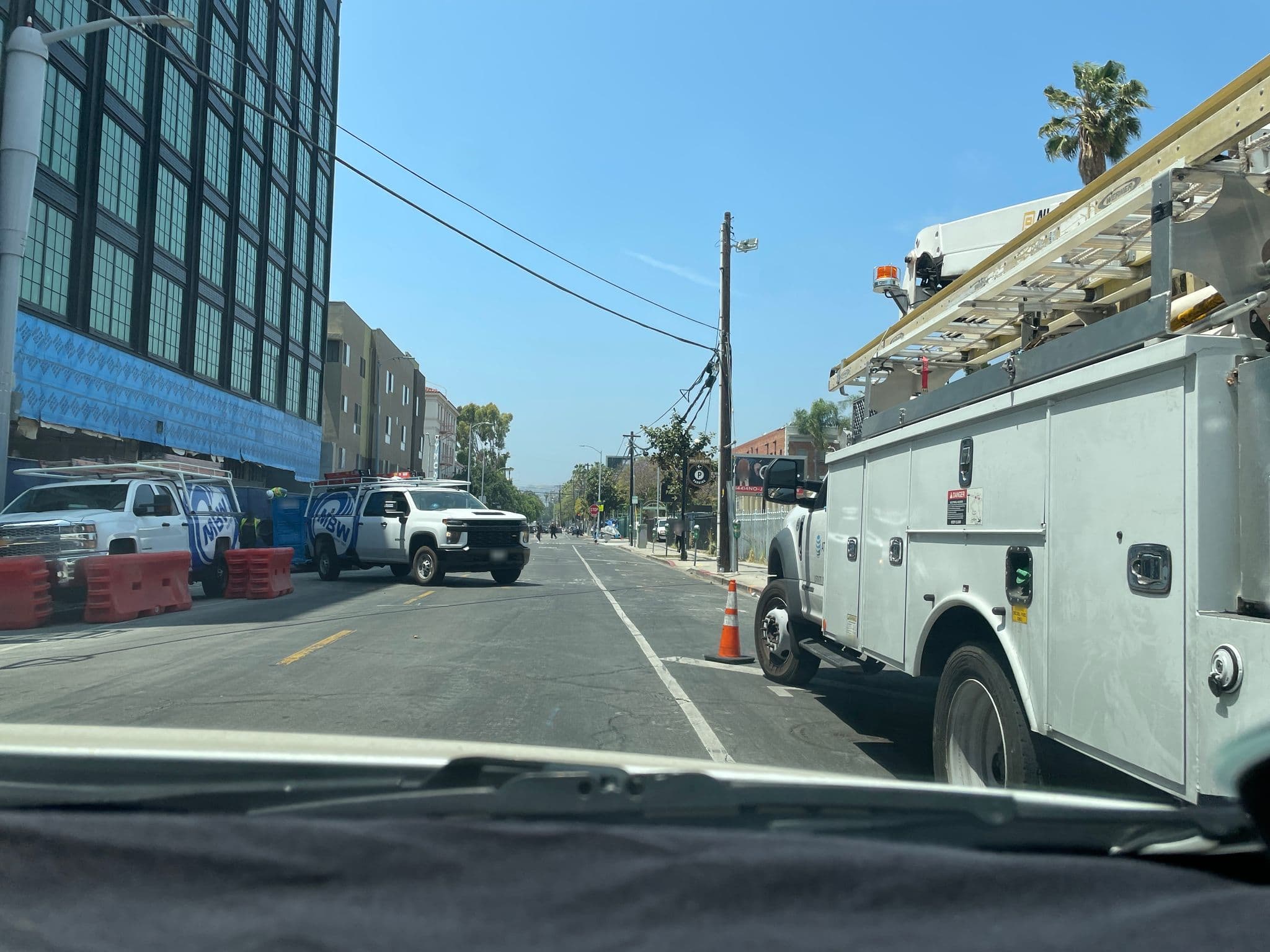 Street view near tommie Hollywood, Hollywood — © etunell (CC BY-SA · Mapillary)