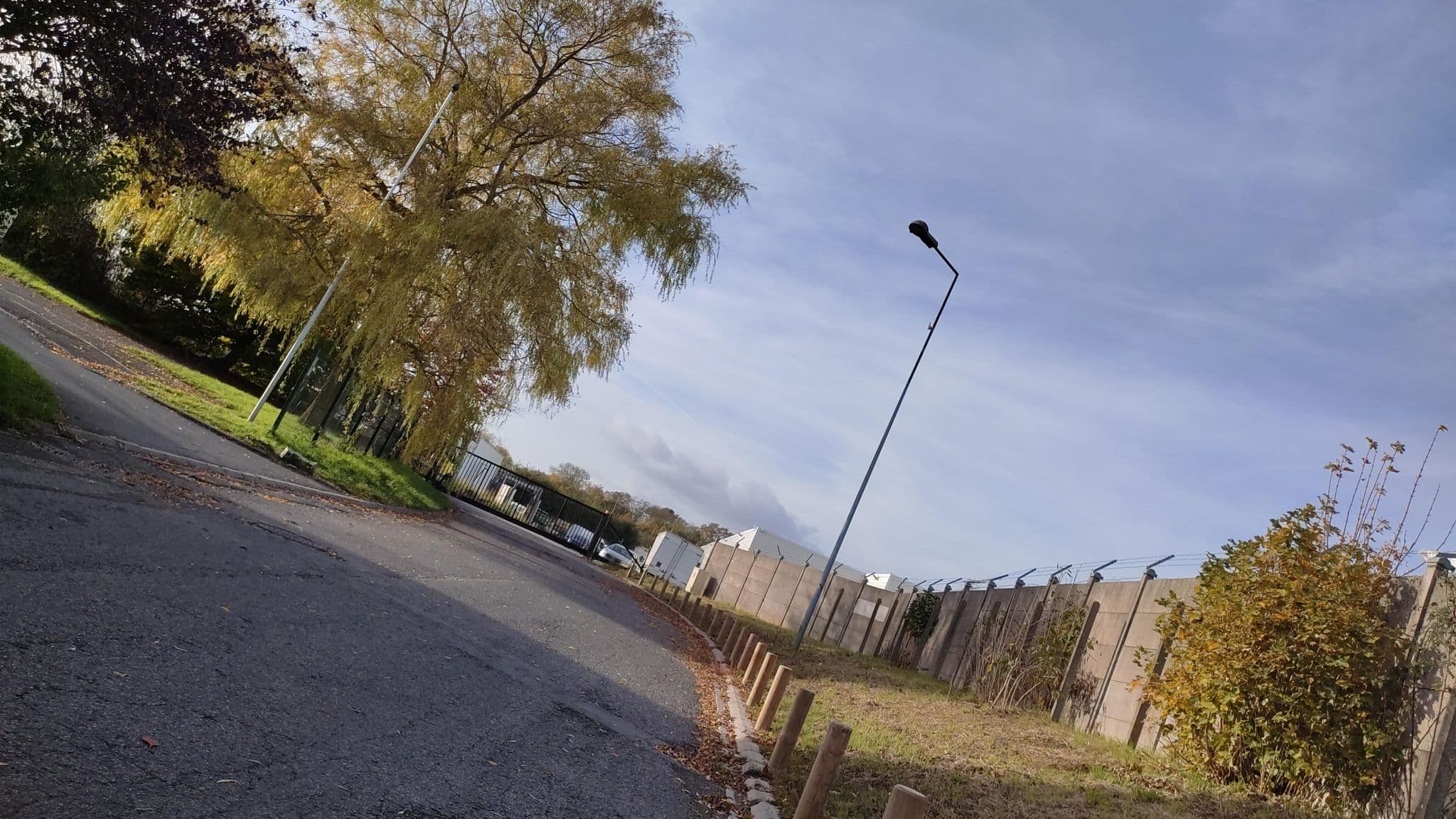 Street view near The Originals City, Tilloy-lès-Mofflaines — © kritic (CC BY-SA · Mapillary)