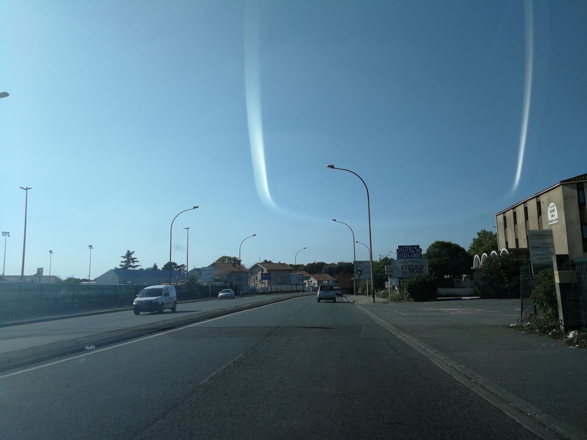 Street view near Hôtel des États-Unis, Aucamville — © quentin_s33 (CC BY-SA · Mapillary)