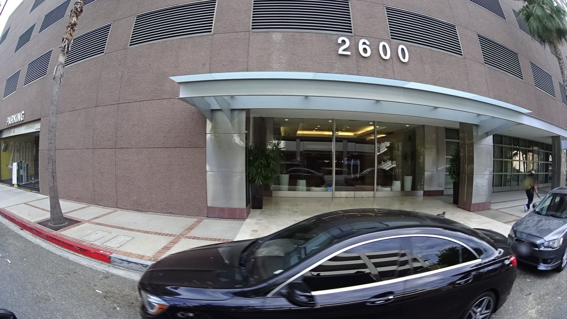 Street view near Grupo Radio Centro, Burbank — © marker_geo (CC BY-SA · Mapillary)