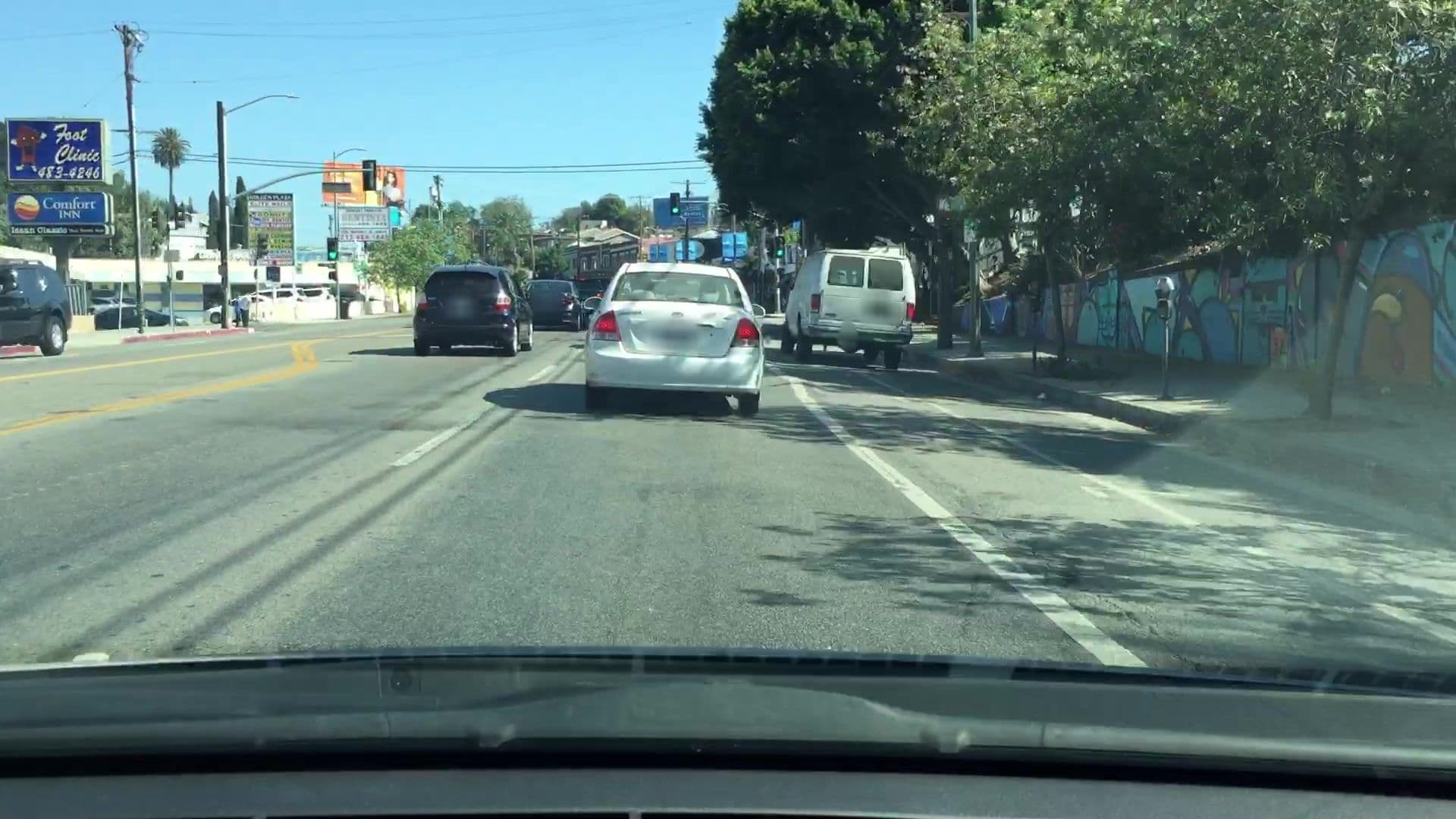 Street view near Comfort Inn, Silver Lake — © lvl5 (CC BY-SA · Mapillary)