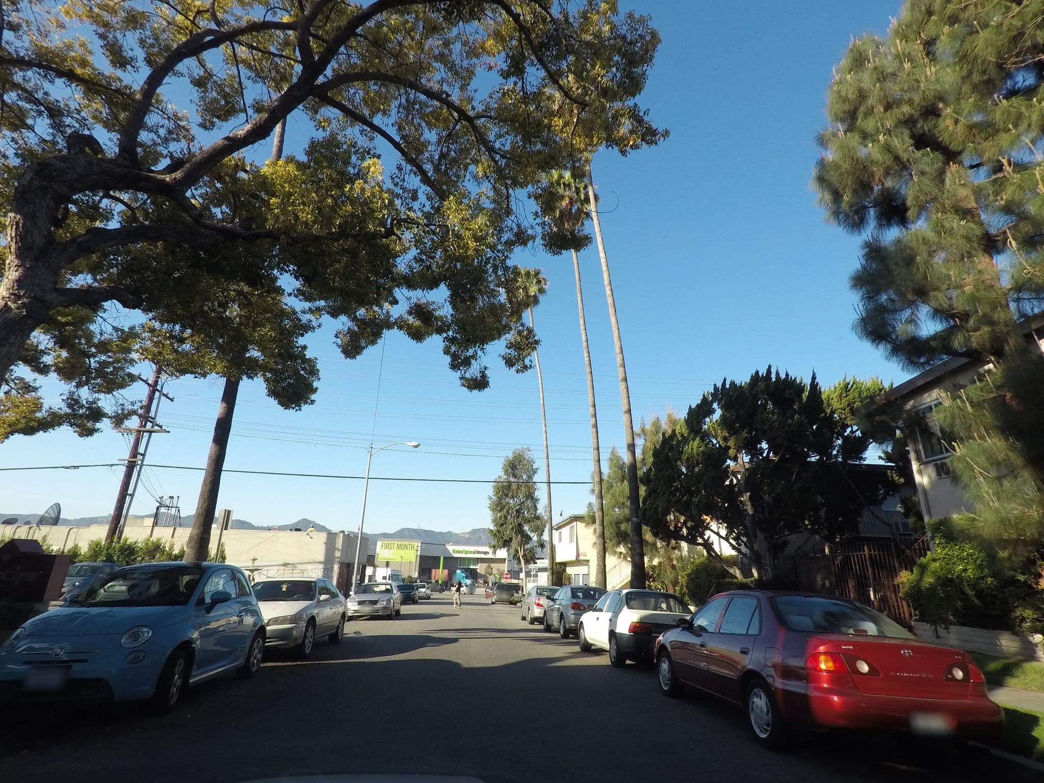 Street view near Glen Capri Inn & Suites Winchester Av, Burbank — © fta (CC BY-SA · Mapillary)