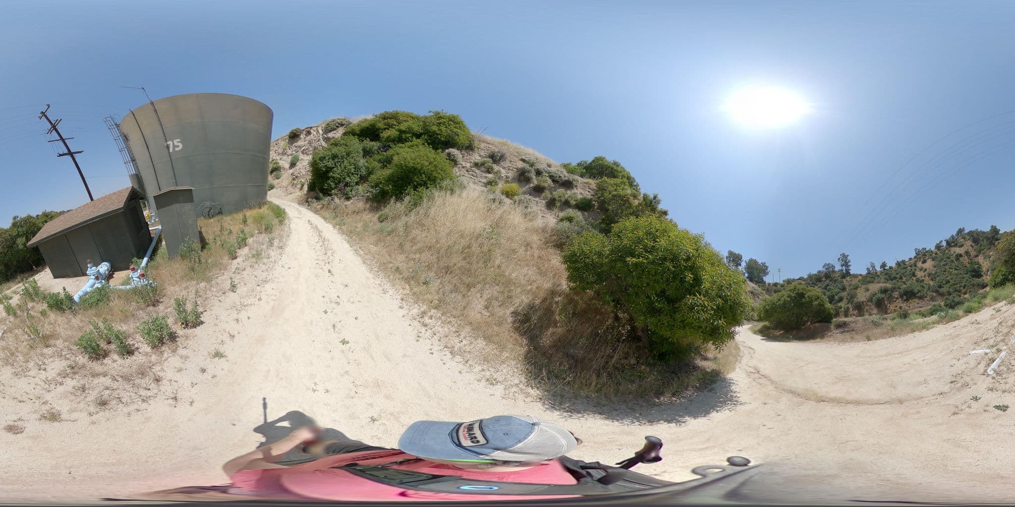 Street view near Heaven, Burbank — © schpok (CC BY-SA · Mapillary)