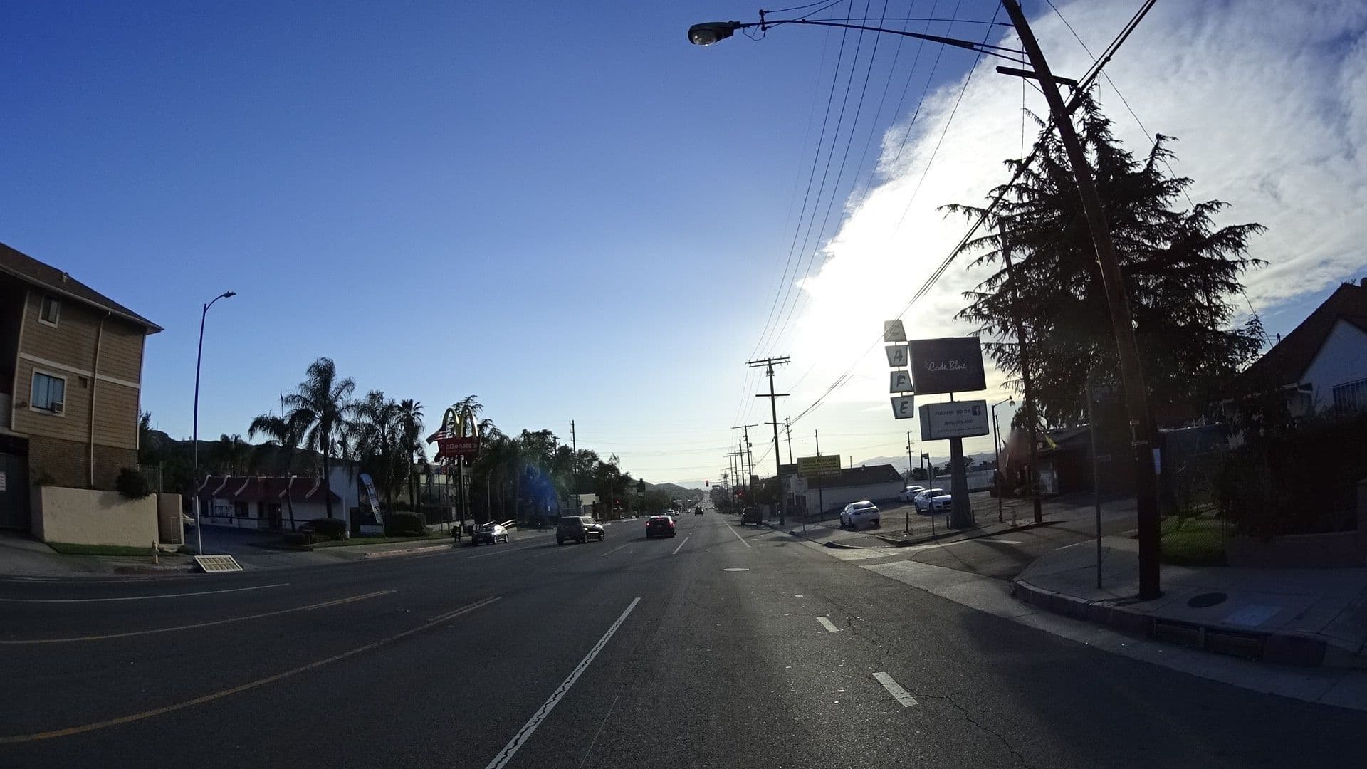 Street view near Mt. Gleason Motor Lodge, Sunland — © mly_la (CC BY-SA · Mapillary)
