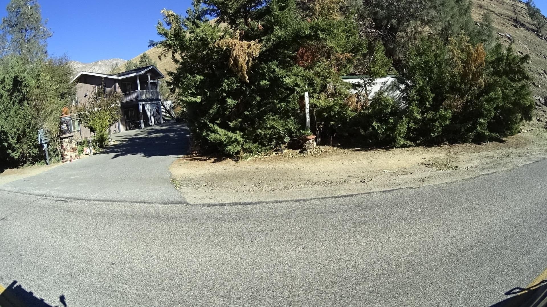 Street view near Sacred Mtn River Suites, Kernville — © marker_geo (CC BY-SA · Mapillary)