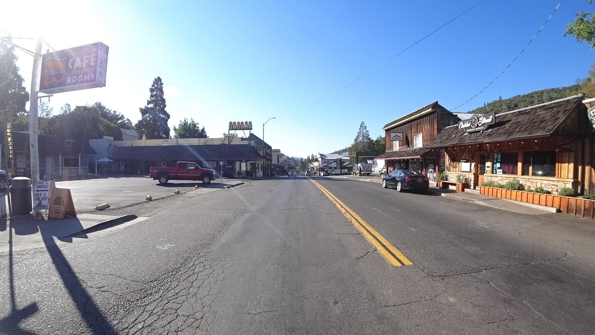 Street view near Wisteria Arbors, Mariposa — © marker_geo (CC BY-SA · Mapillary)