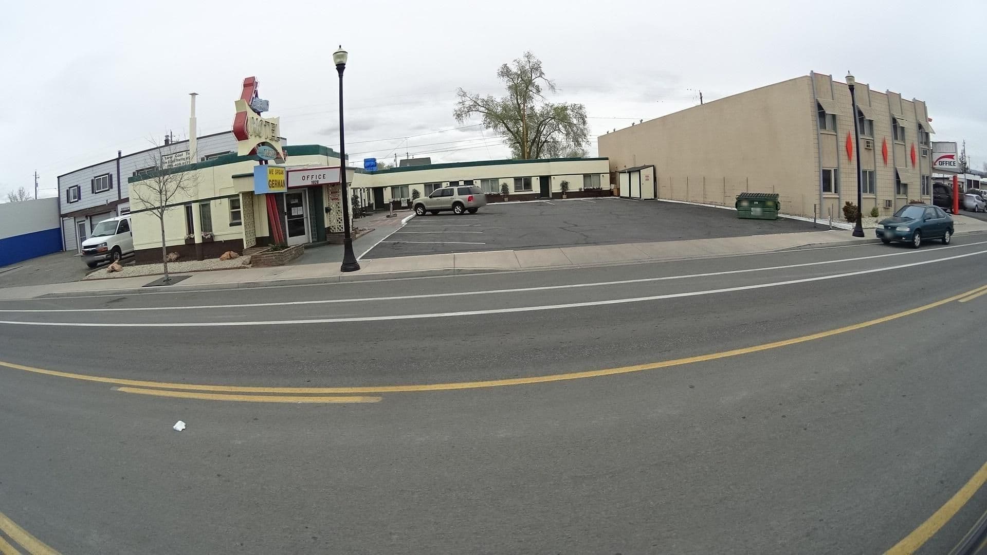 Street view near Tarry Motel, Sparks — © marker_geo (CC BY-SA · Mapillary)