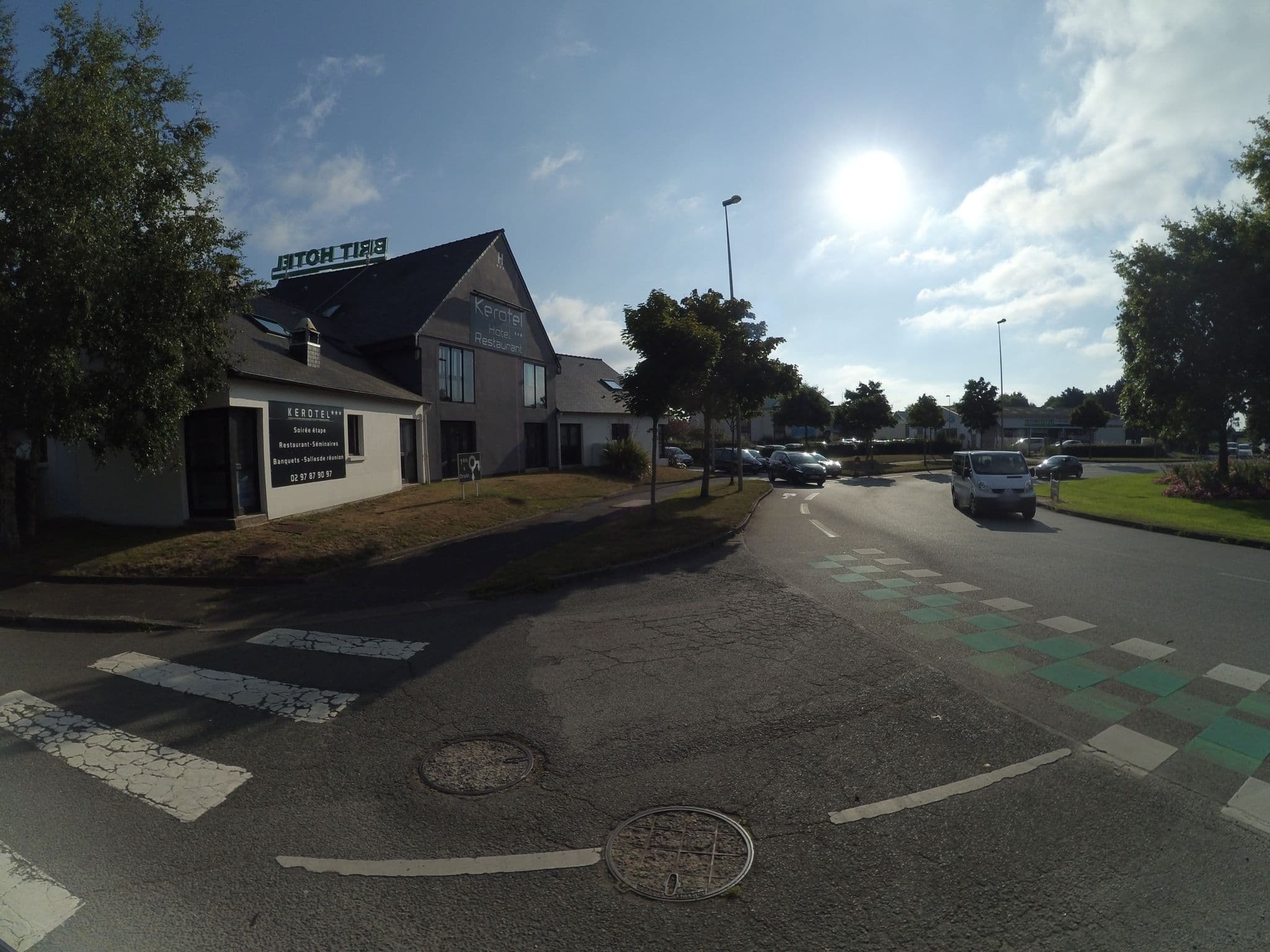 Street view near Kerotel, Lorient — © stephanep (CC BY-SA · Mapillary)