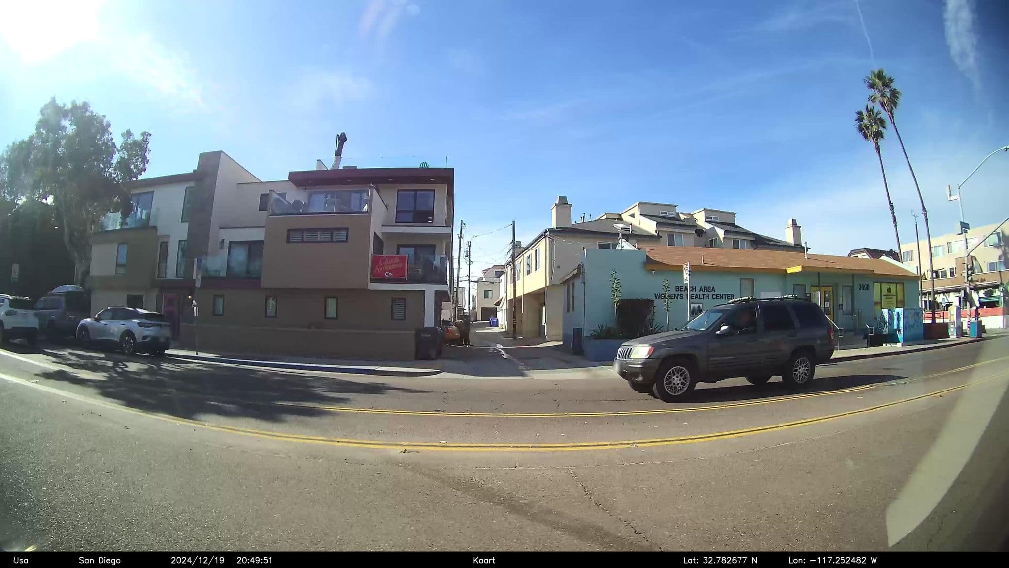 Street view near Beach house above Kahve, La Jolla — © GoProMAX3M (CC BY-SA · Mapillary)