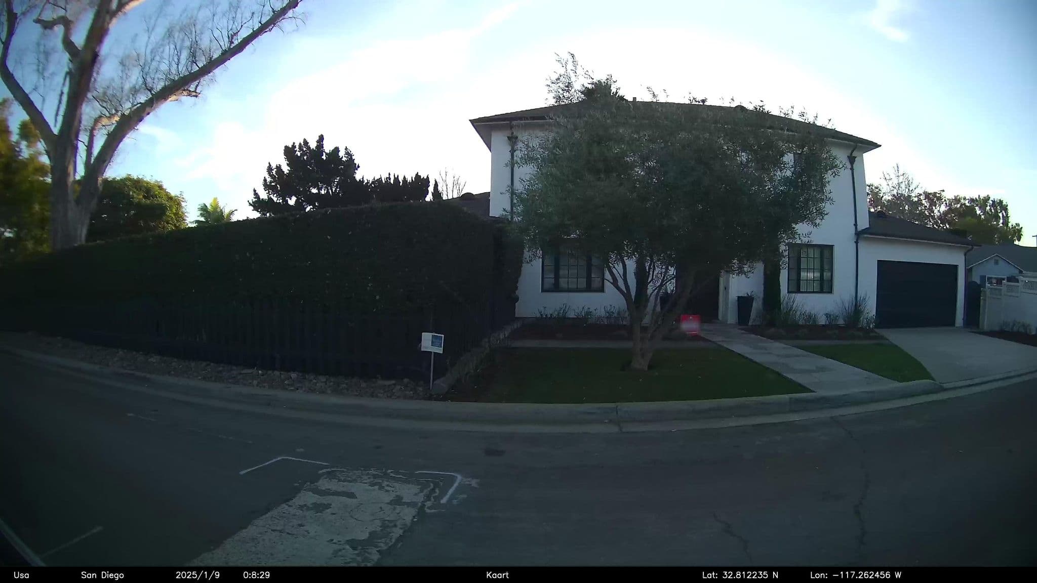 Street view near Gladstone Inn, La Jolla — © GoProMAX3M (CC BY-SA · Mapillary)
