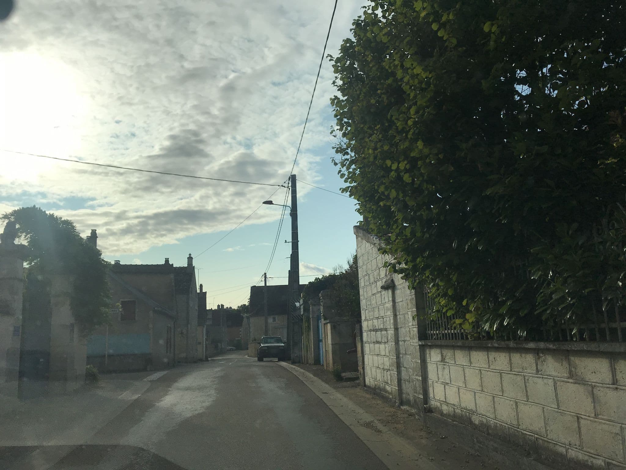 Street view near Le Clos de Lucy, Clamecy — © thepriben (CC BY-SA · Mapillary)