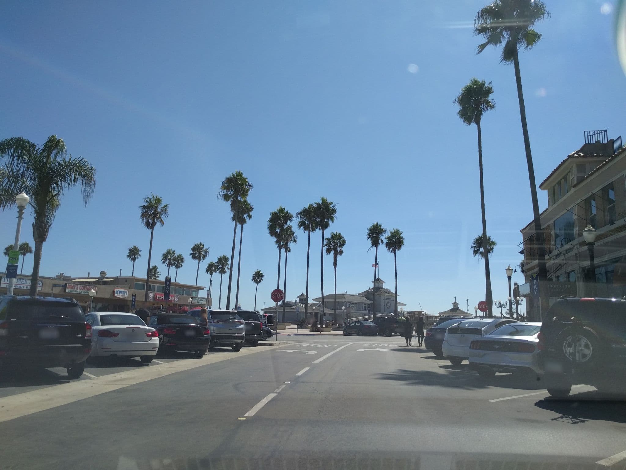 Street view near Doryman's Inn Bed & Breakfast Newport Beach, Newport Beach — © mly_lax03 (CC BY-SA · Mapillary)