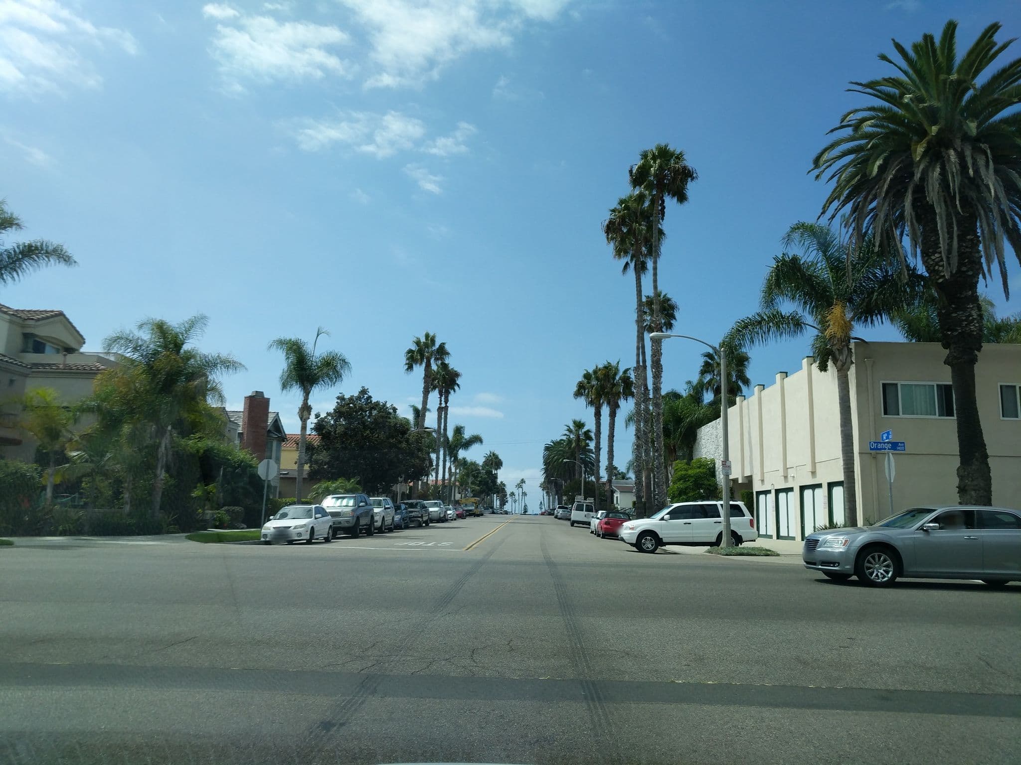 Street view near Barkley Inn- Huntington Beach, Huntington Beach — © mly_lax03 (CC BY-SA · Mapillary)
