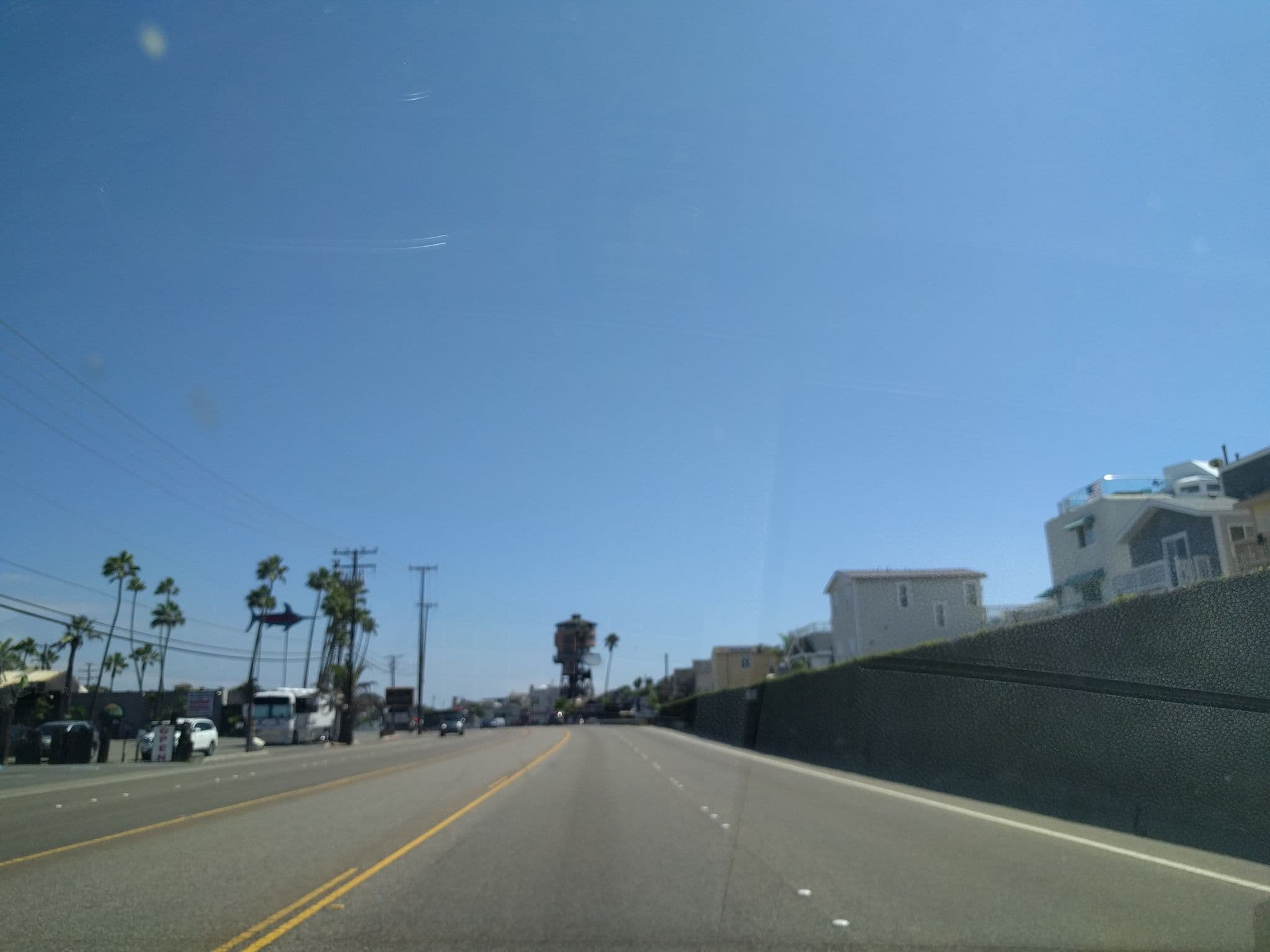 Street view near Chateau De Burke, Seal Beach — © mly_lax03 (CC BY-SA · Mapillary)