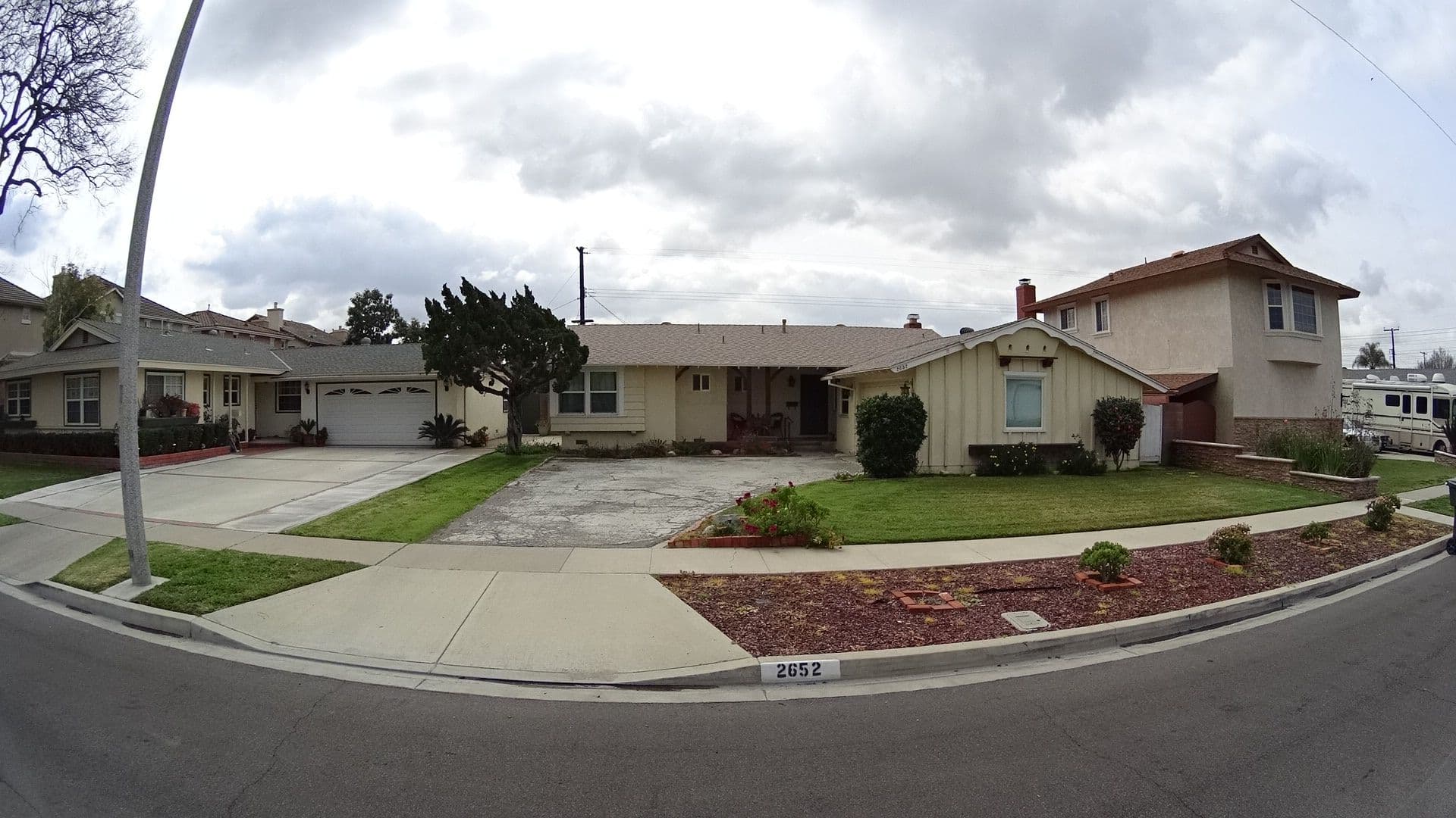 Street view near Dunn-der Dome!, Buena Park — © marker_geo (CC BY-SA · Mapillary)