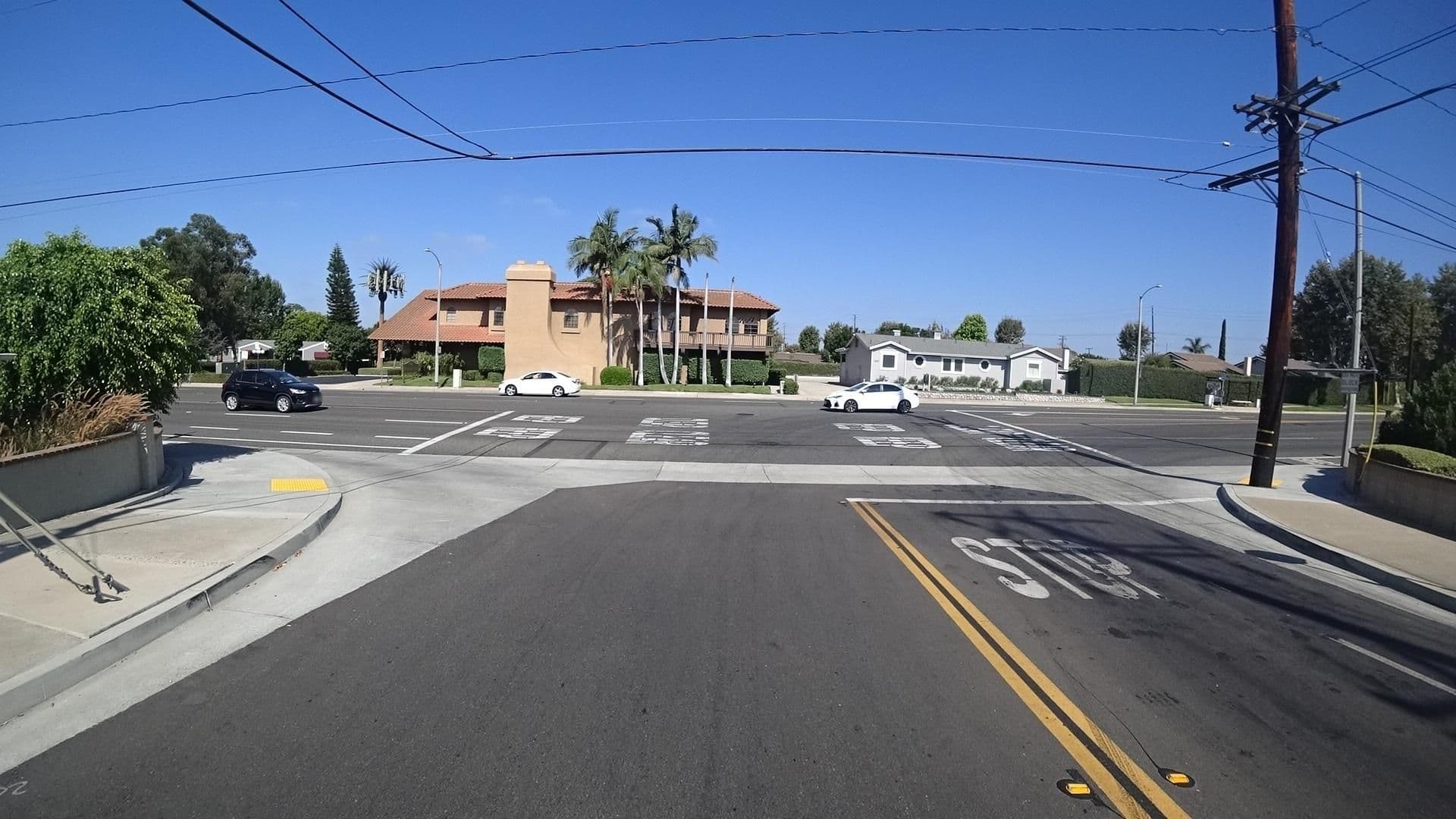 Street view near The Boley Hotel, North Tustin — © marker_geo (CC BY-SA · Mapillary)