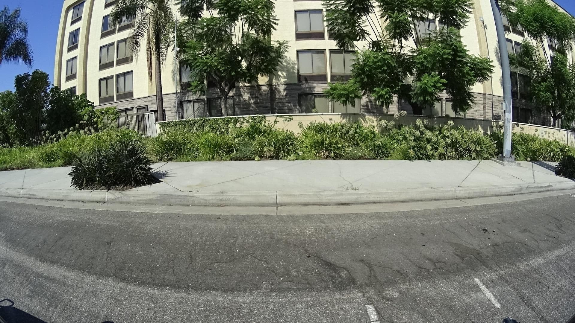 Street view near Comfort Inn & Suites, Anaheim — © marker_geo (CC BY-SA · Mapillary)
