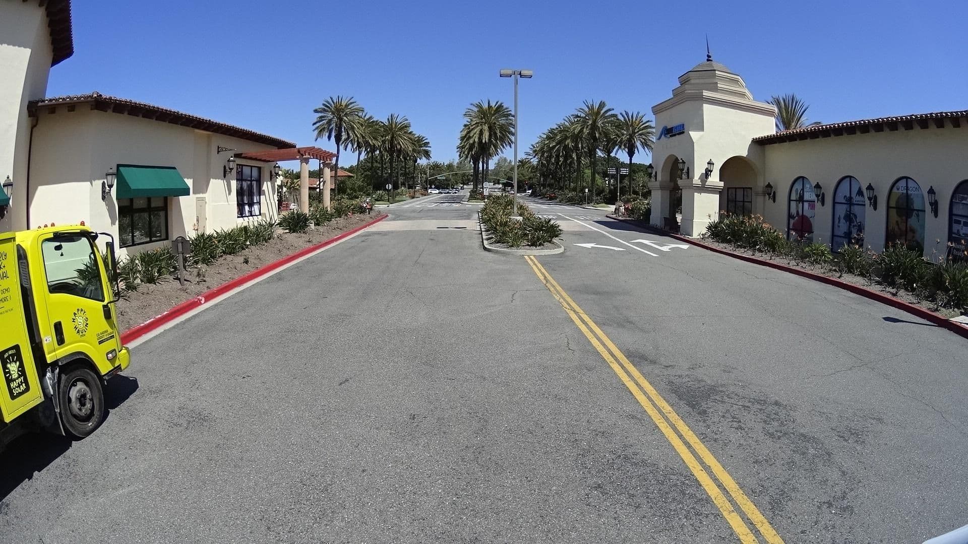 Street view near Heaven, San Clemente — © marker_geo (CC BY-SA · Mapillary)