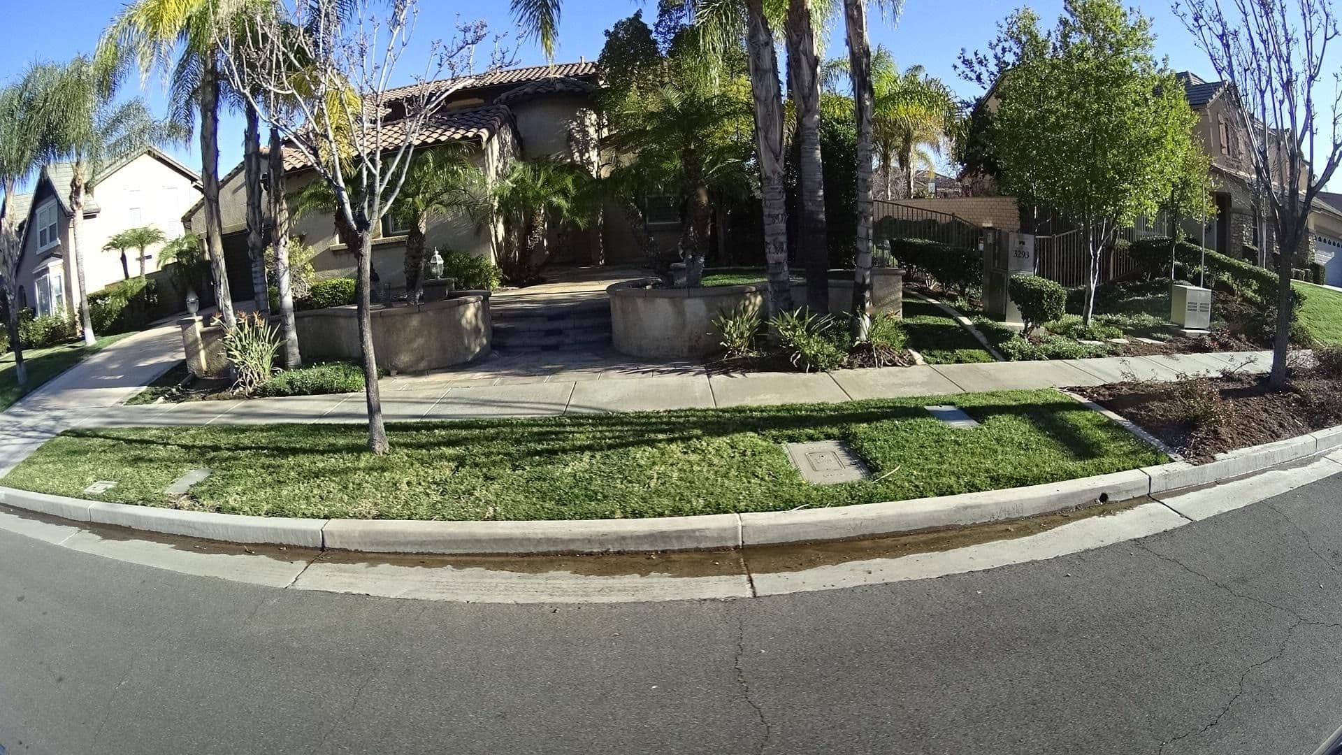 Street view near Chateau de Hafez, Corona — © marker_geo (CC BY-SA · Mapillary)