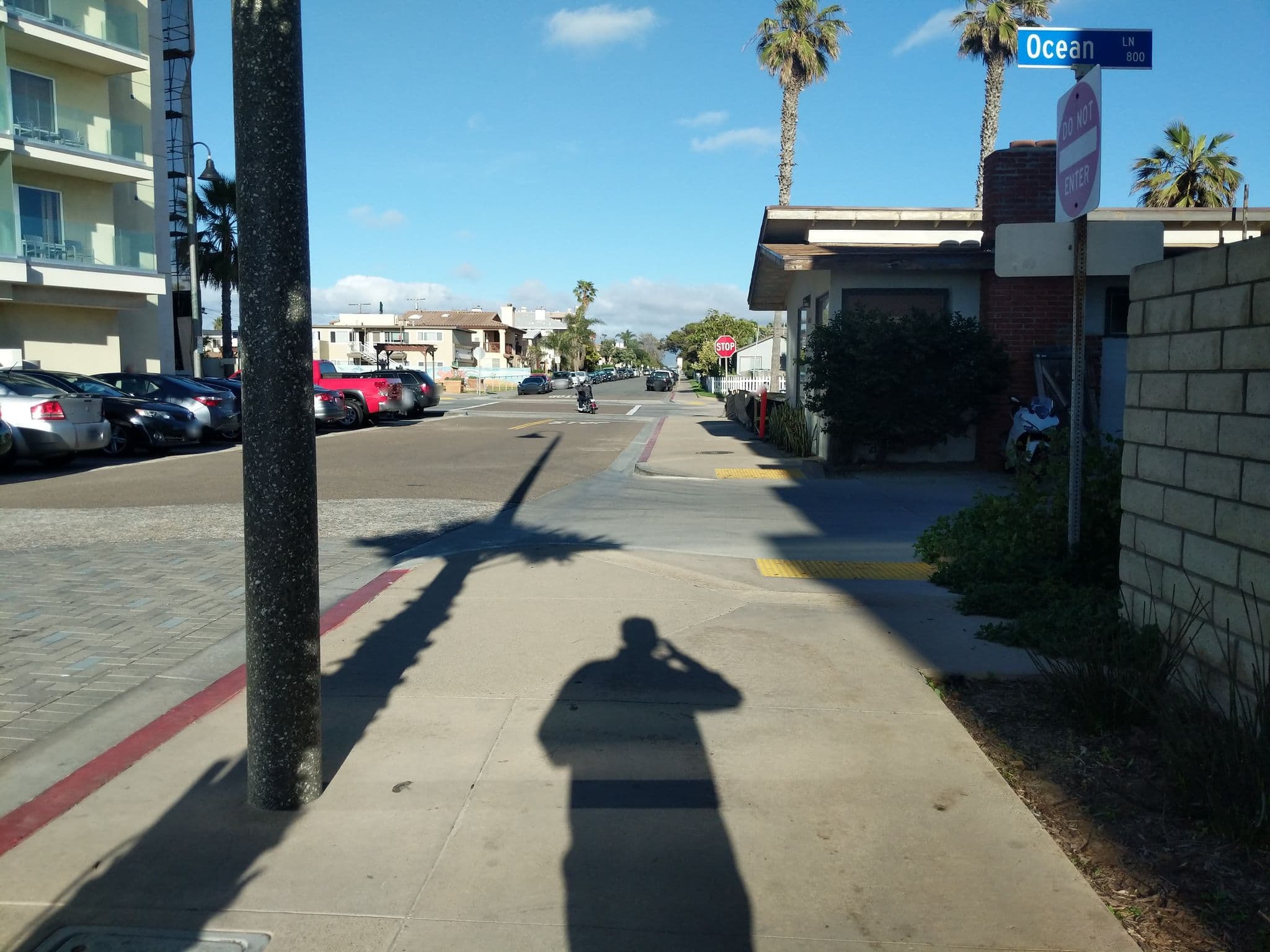 Street view near Seacoast Inn, Imperial Beach — © mds08011 (CC BY-SA · Mapillary)