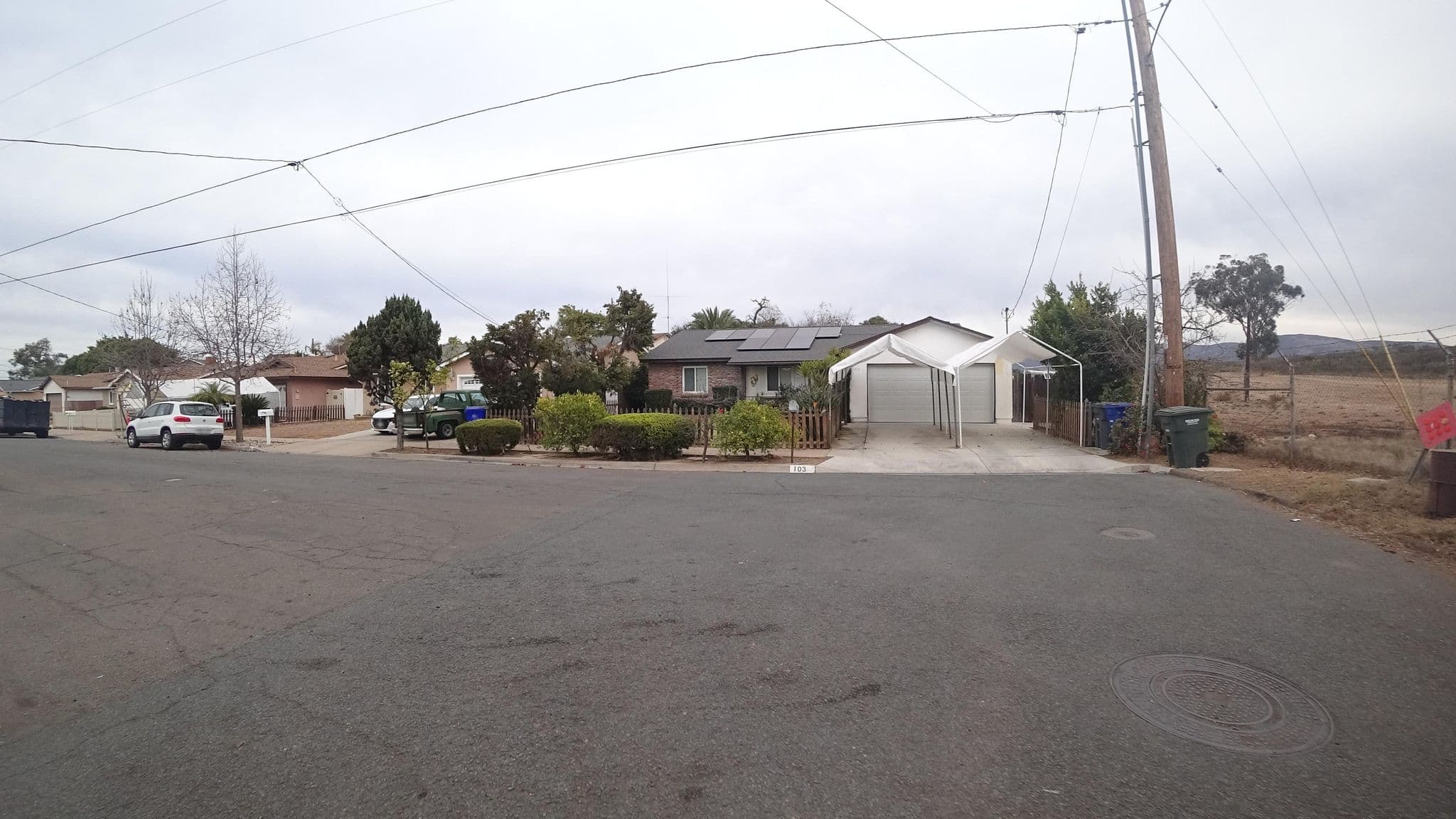 Street view near Hotel Rosarito, La Presa — © marker_geo (CC BY-SA · Mapillary)