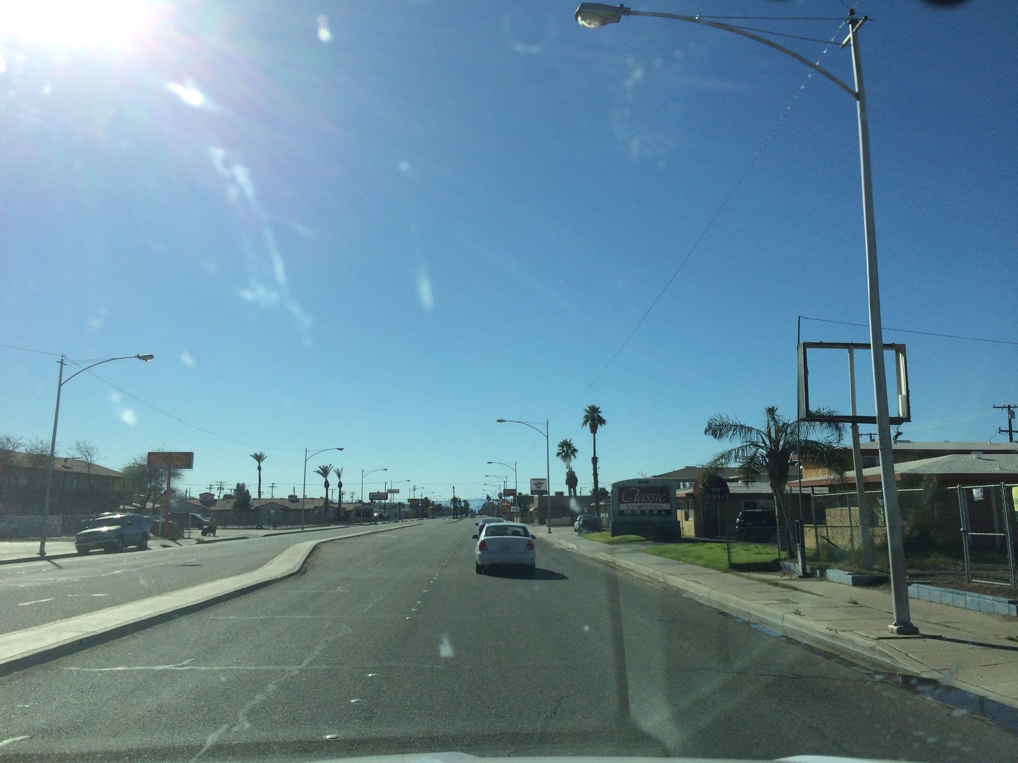 Street view near Cottonwood Hospitality, El Centro — © anavz (CC BY-SA · Mapillary)