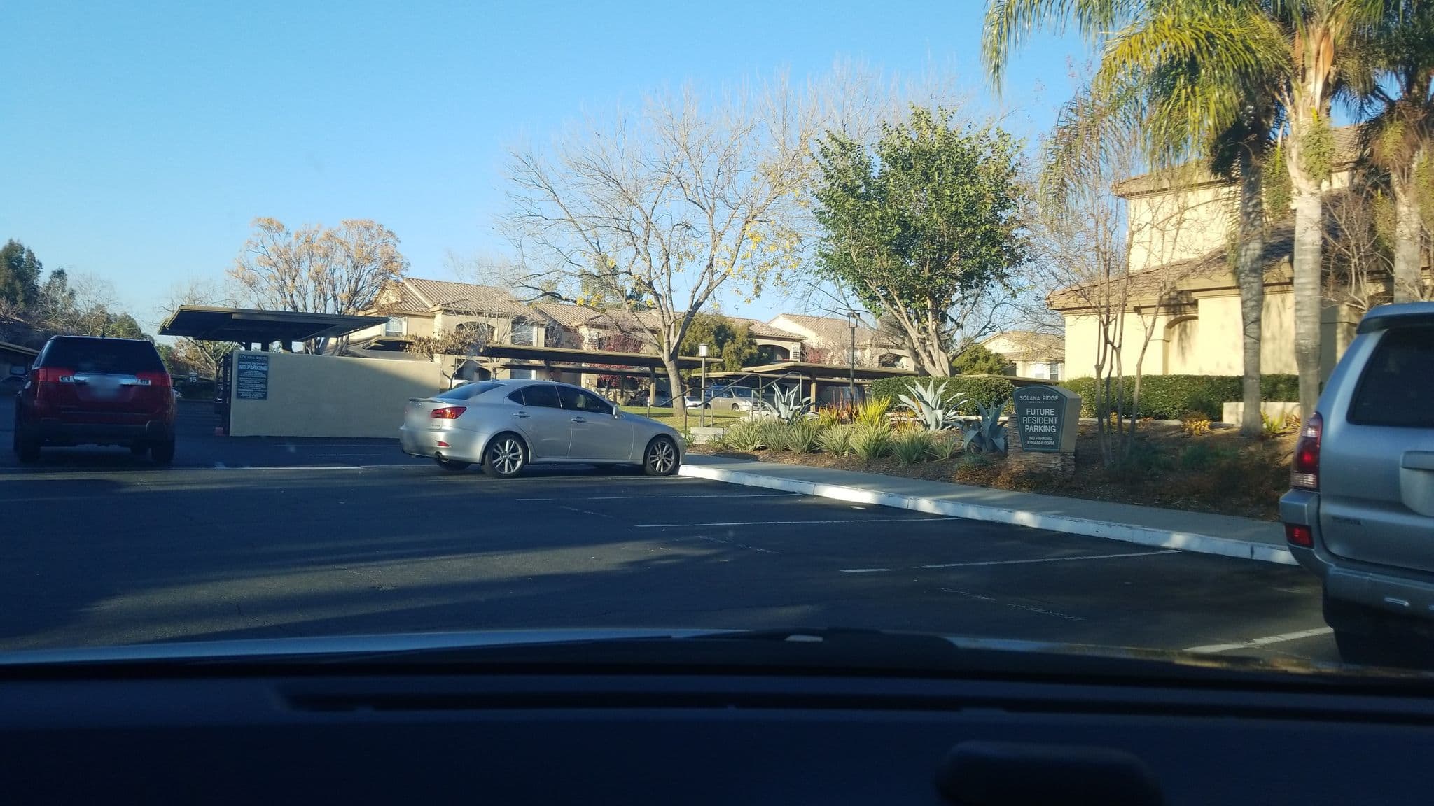 Street view near Solana Ridge Apartments, Temecula — © teelow (CC BY-SA · Mapillary)