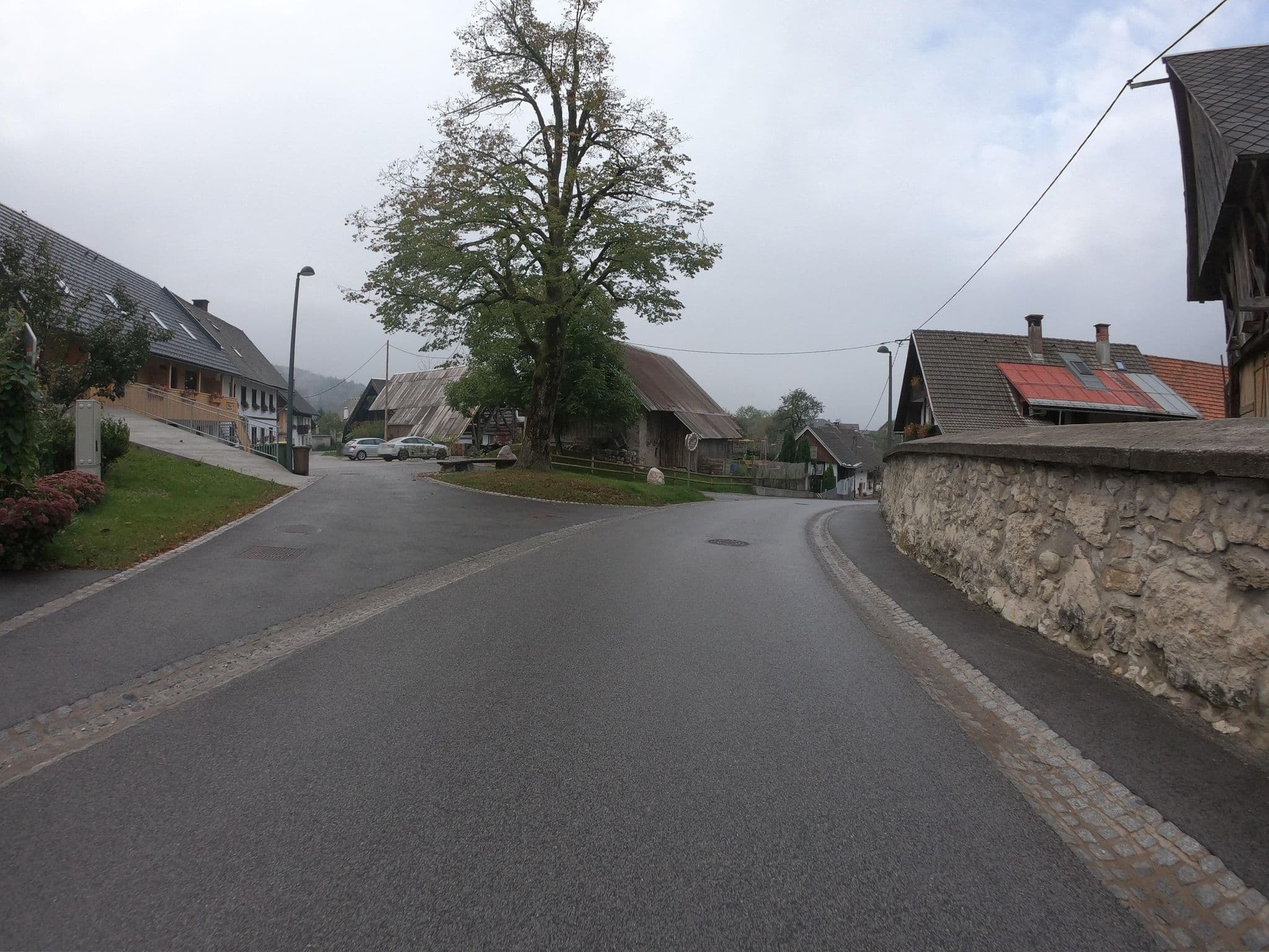 Street view near Pr’ Agotnik, Bohinjska Bistrica — © joostjakob (CC BY-SA · Mapillary)