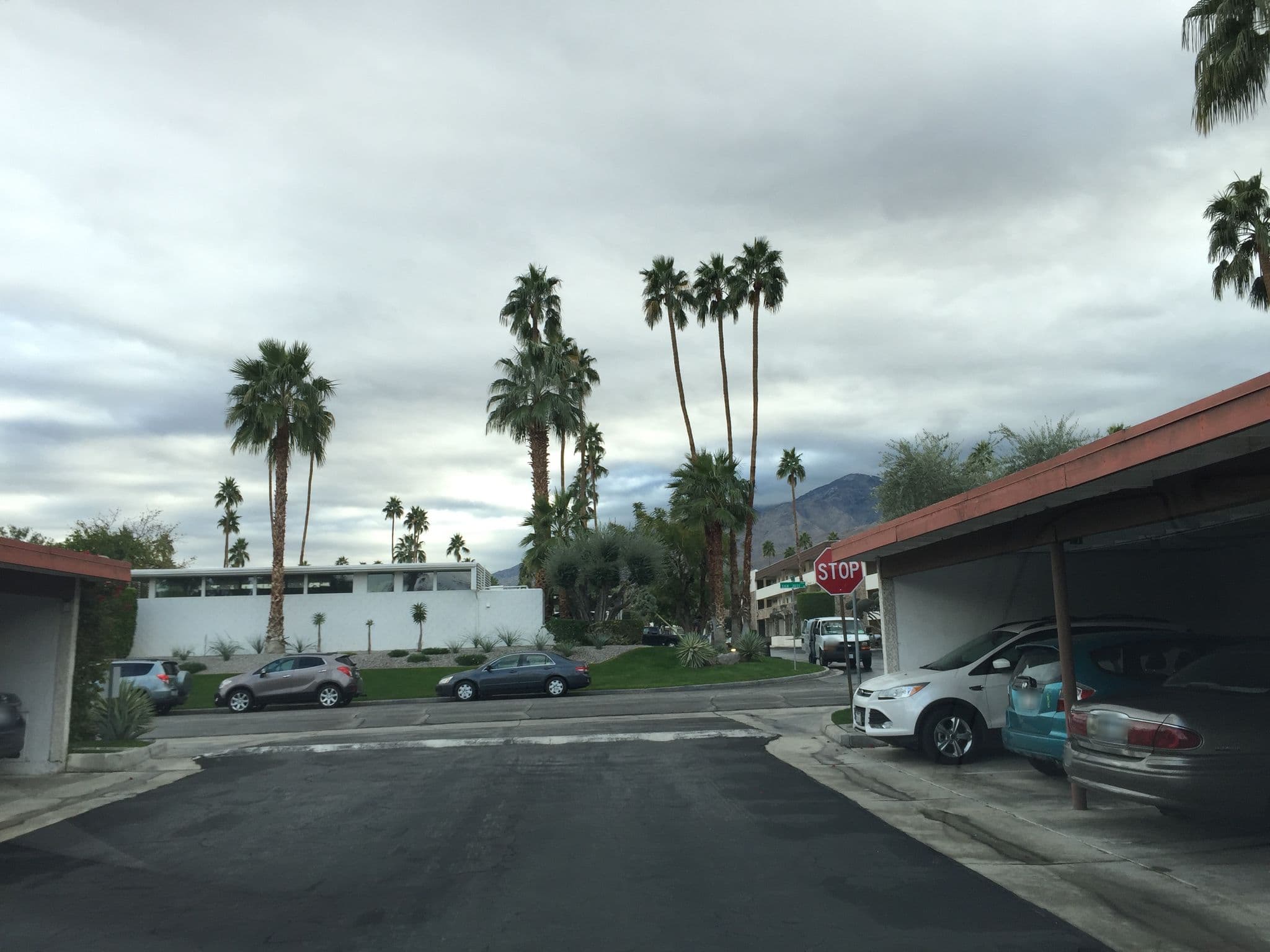 Street view near Leatherwood HQ, Palm Springs — © jesolem (CC BY-SA · Mapillary)