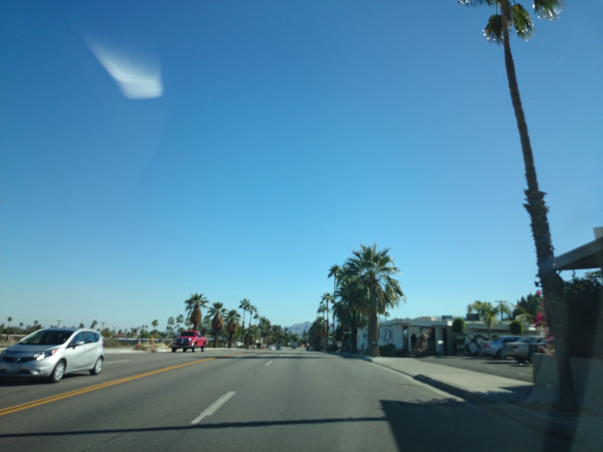 Street view near The Pool House, Palm Springs — © jesolem (CC BY-SA · Mapillary)
