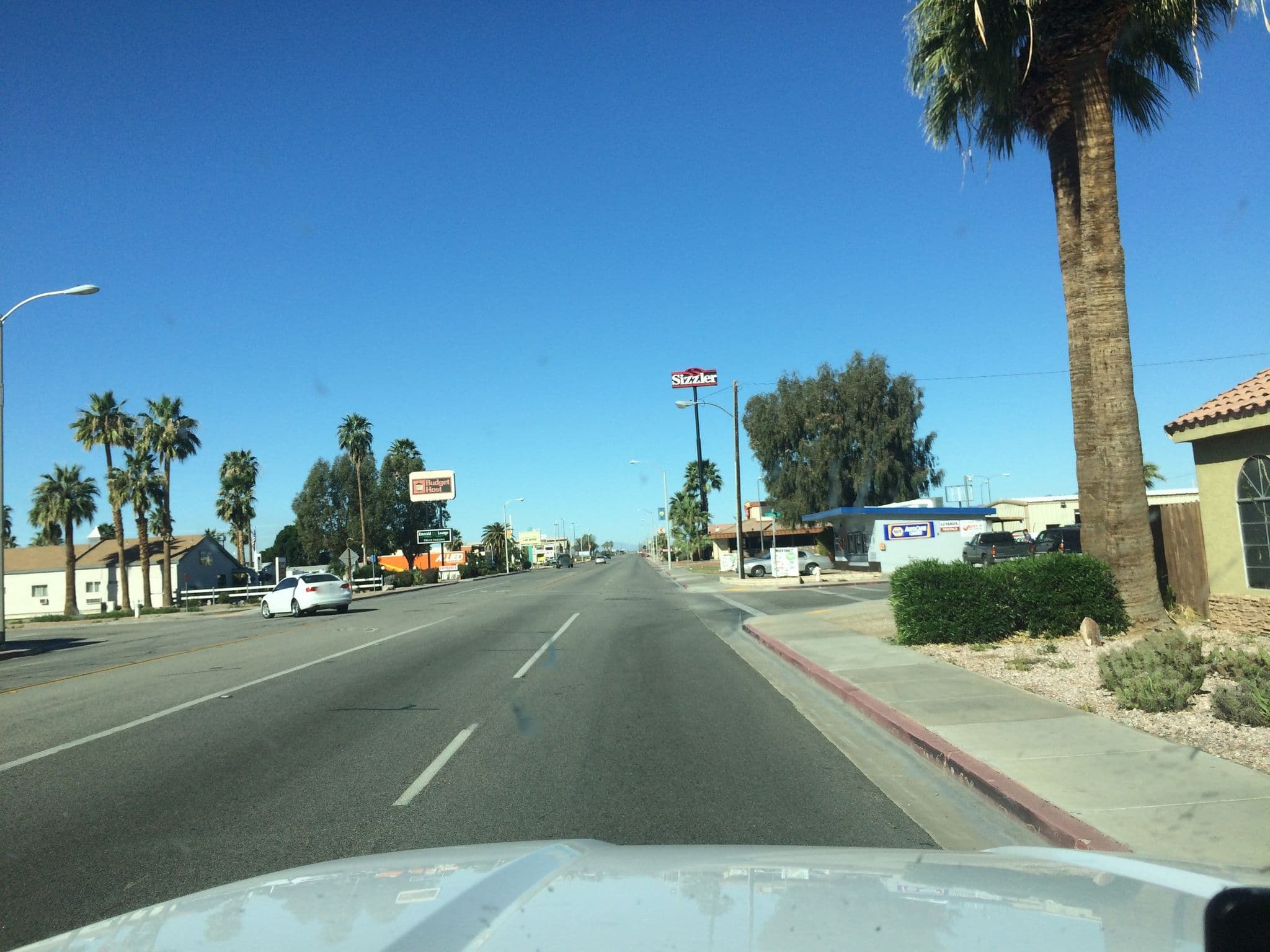 Street view near Choice Hotels, Blythe — © anavz (CC BY-SA · Mapillary)