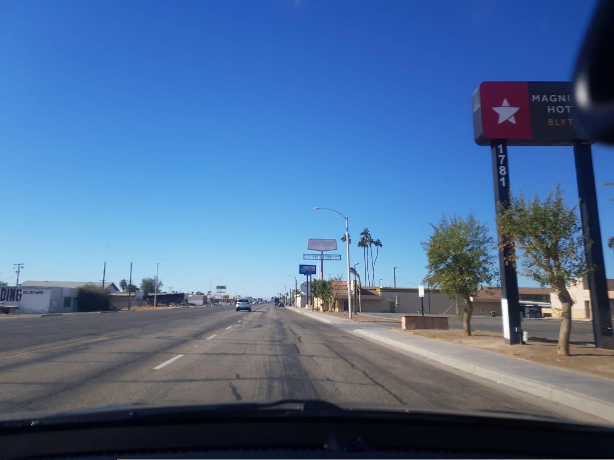 Street view near M Star Inn and Suites, Blythe — © igorzo (CC BY-SA · Mapillary)