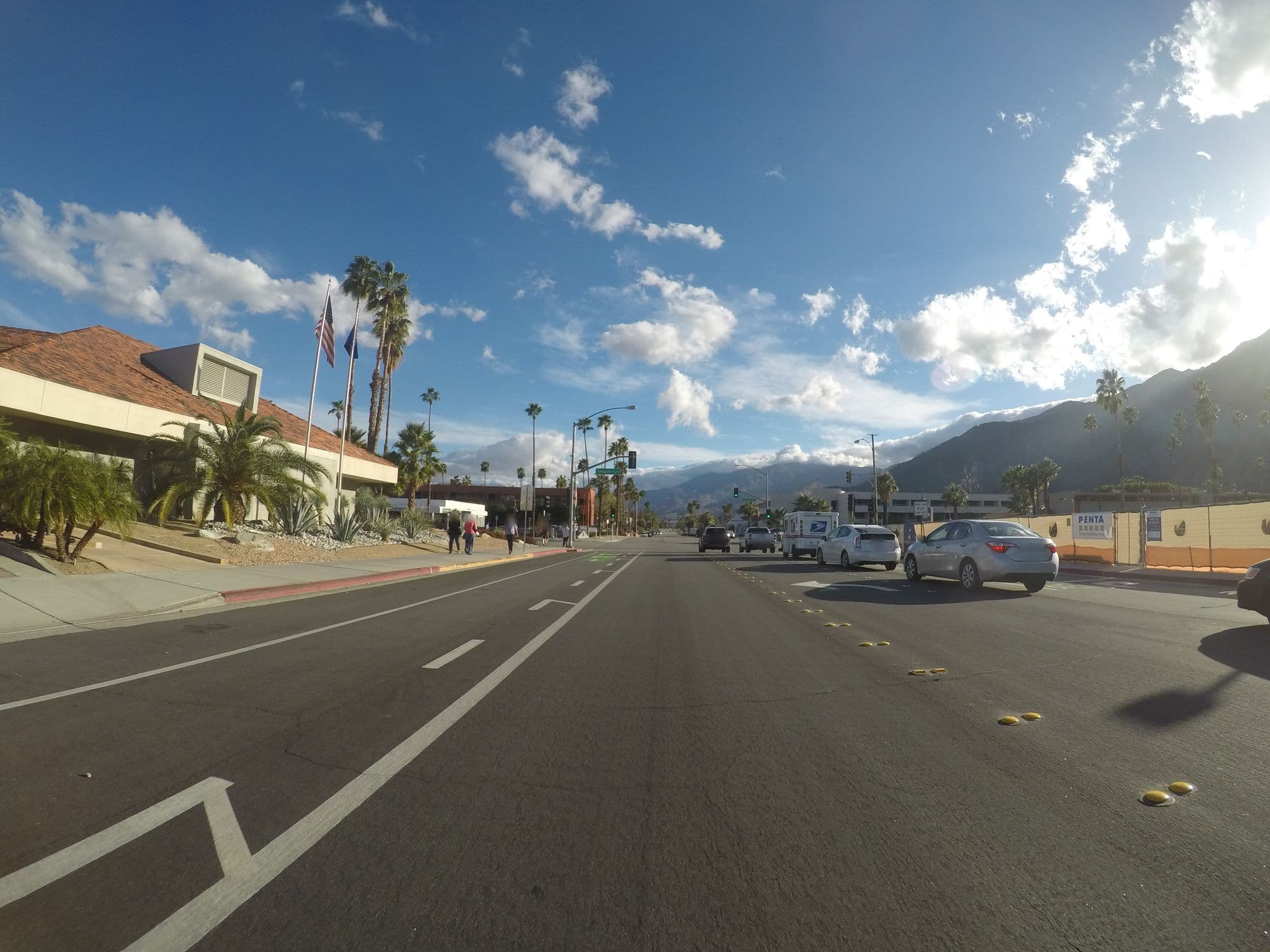 Street view near Hilton Palm Springs, Palm Springs — © chrisbeddow (CC BY-SA · Mapillary)