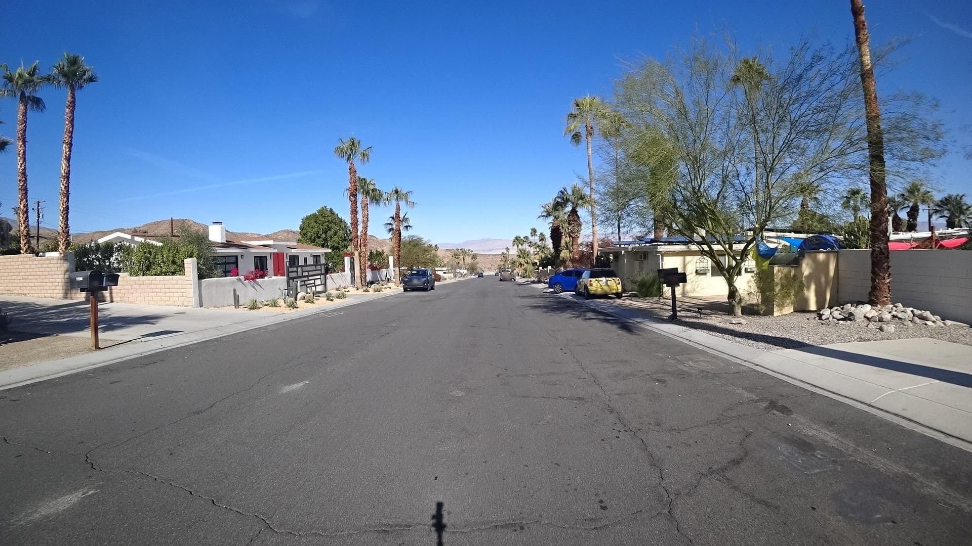 Street view near peekaboo's paraise, Cathedral City — © marker_geo (CC BY-SA · Mapillary)