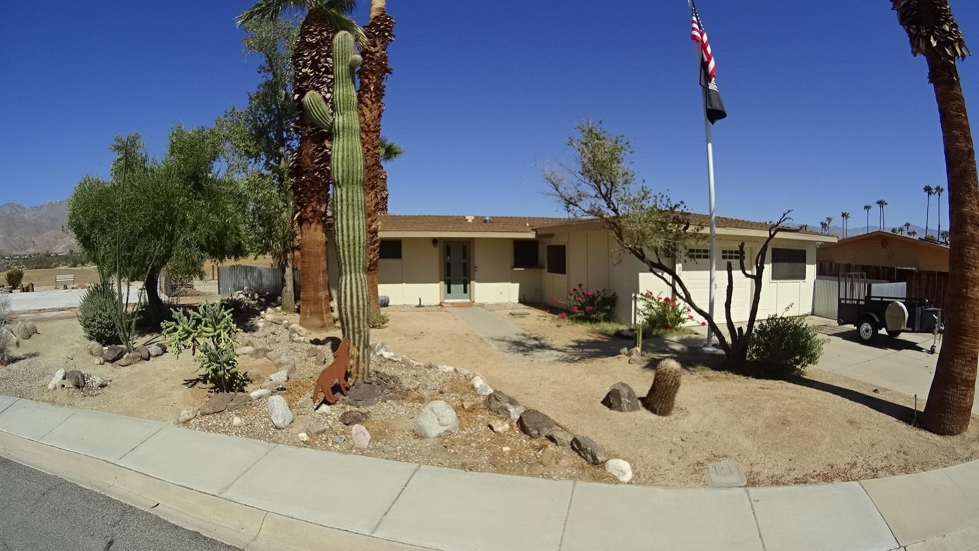 Street view near Club Circle, Borrego Springs — © marker_geo (CC BY-SA · Mapillary)