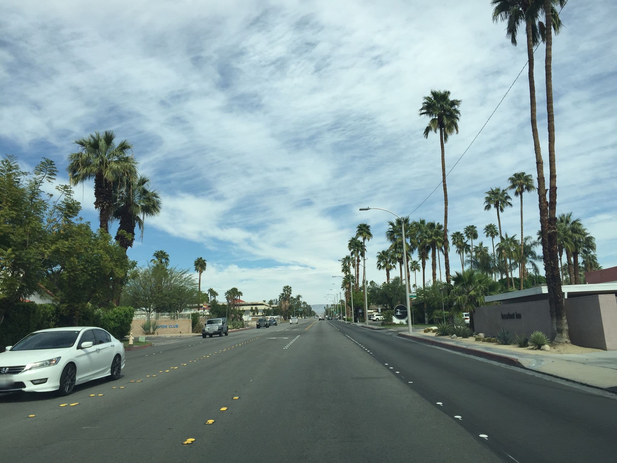 Street view near Harlow Club Hotel, Palm Springs — © jesolem (CC BY-SA · Mapillary)
