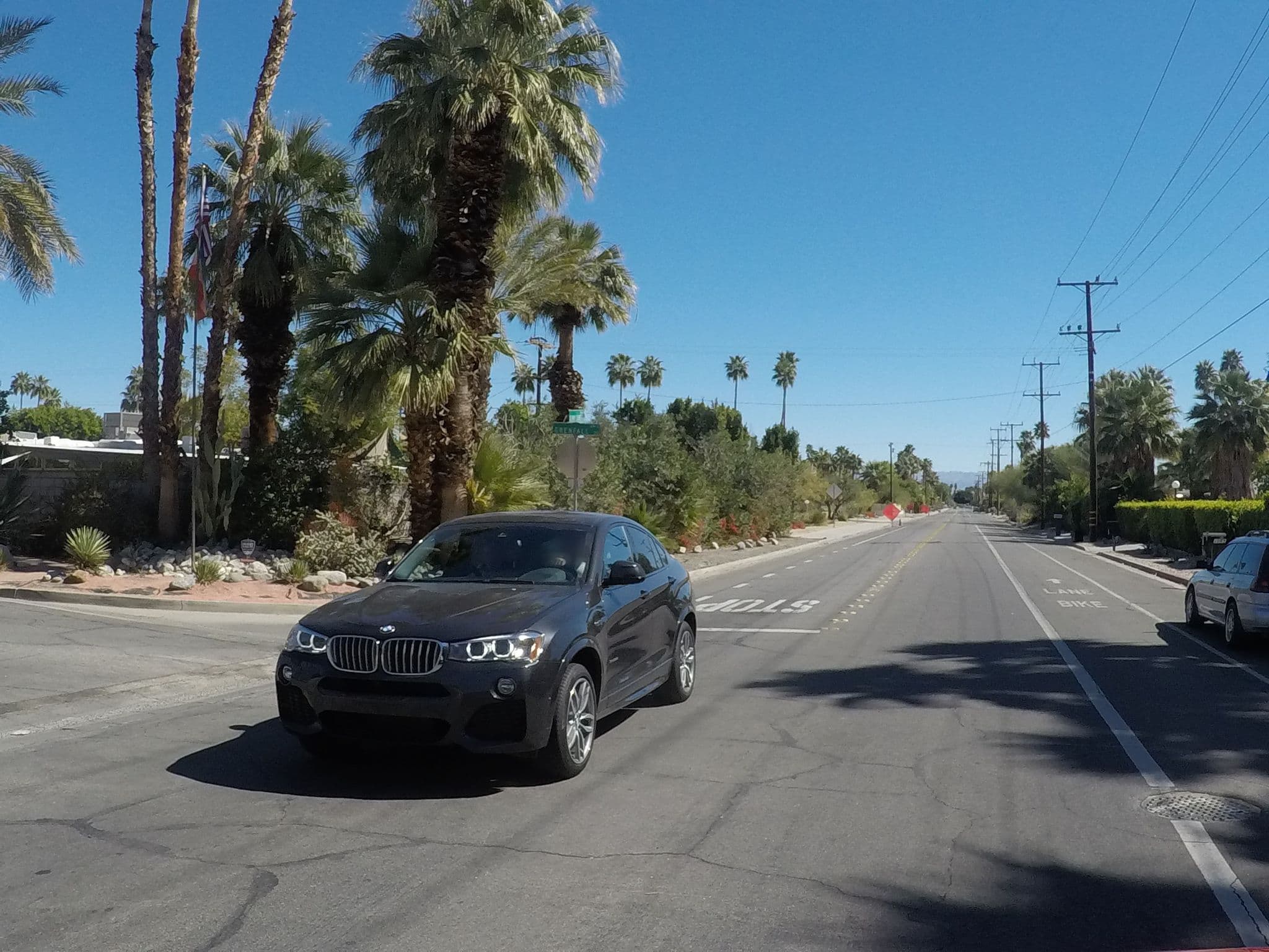 Street view near Warm Sands Drive Resort Area, Palm Springs — © chrisbeddow (CC BY-SA · Mapillary)