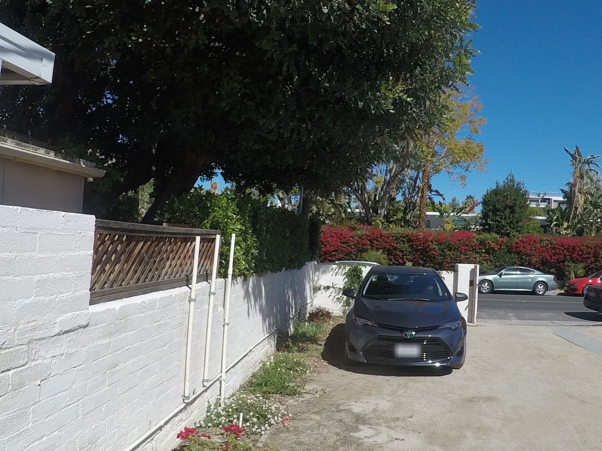 Street view near Villa F, Palm Springs — © chrisbeddow (CC BY-SA · Mapillary)