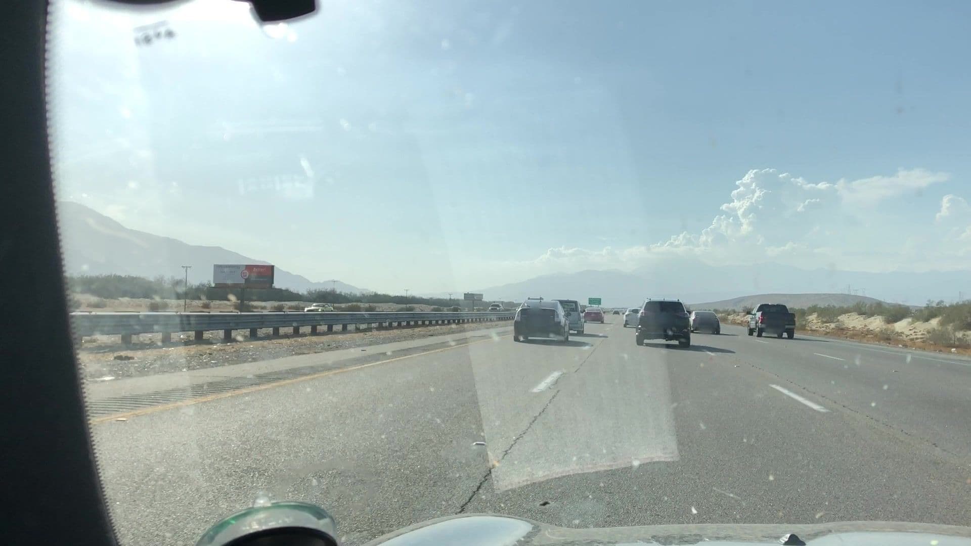 Street view near 525, Thousand Palms — © lvl5 (CC BY-SA · Mapillary)