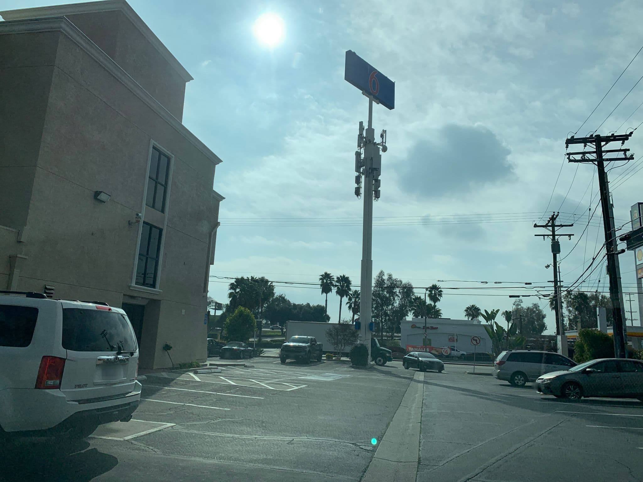 Street view near Rodeway Inn, Azusa — © turne514 (CC BY-SA · Mapillary)