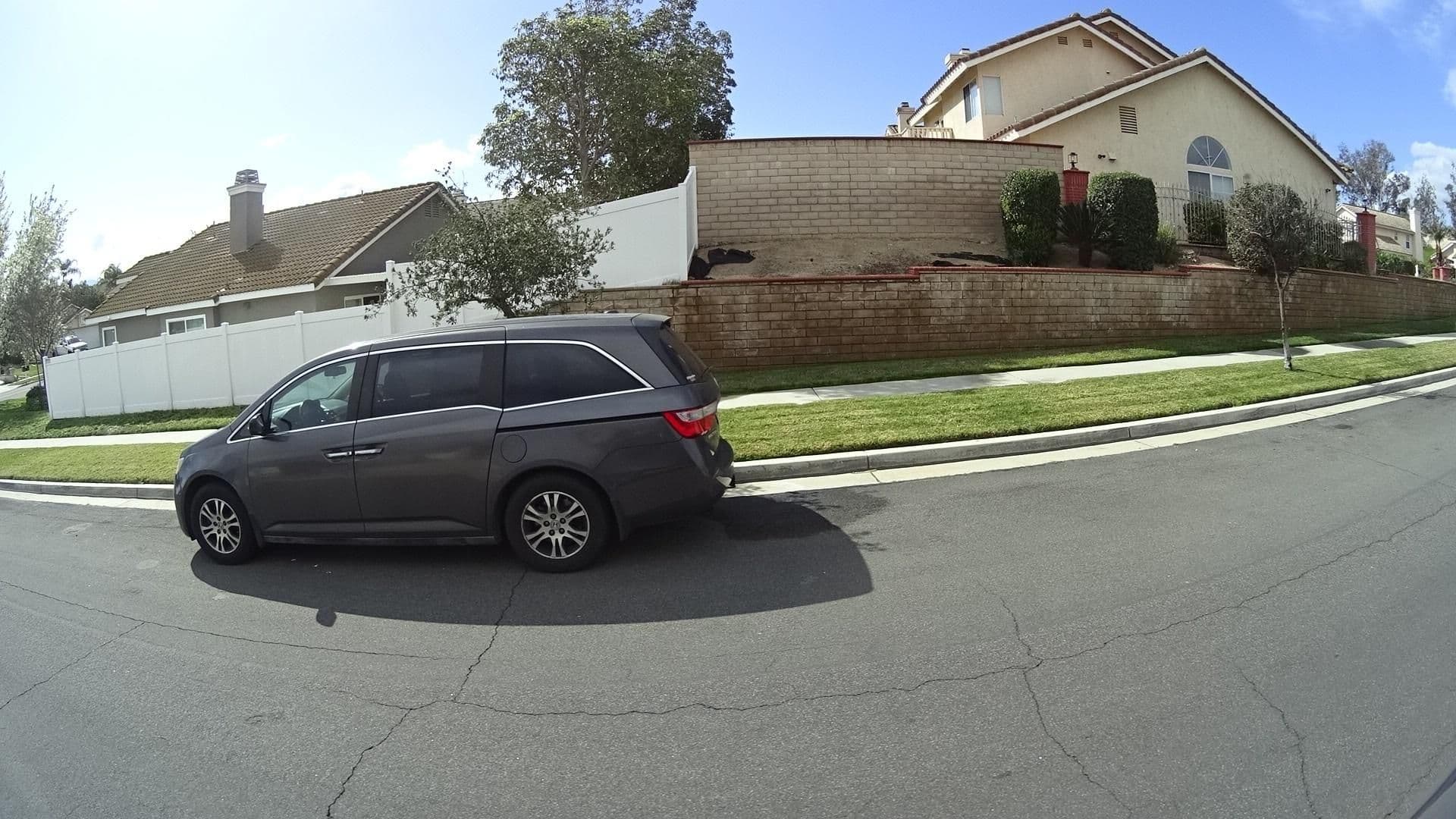 Street view near The East Wing of Moms House, Corona — © marker_geo (CC BY-SA · Mapillary)